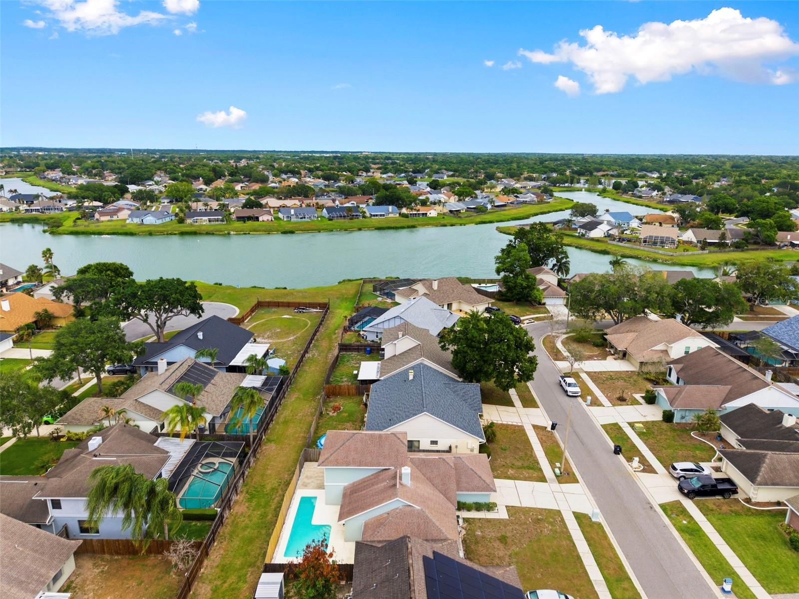 1925 REDBRIDGE DR, BRANDON, FL, 33511