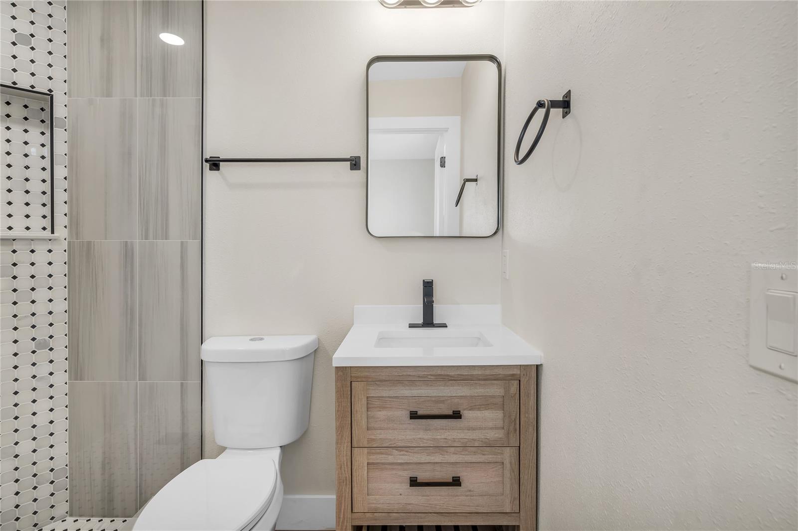 en-suite in bedroom 3