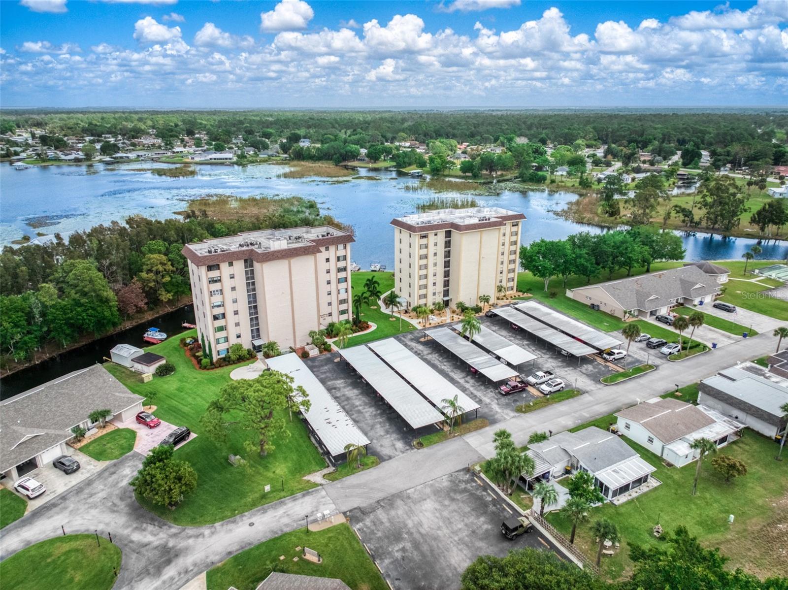 117 COUNTRY CLUB DR #202, LAKE PLACID, FL, 33852