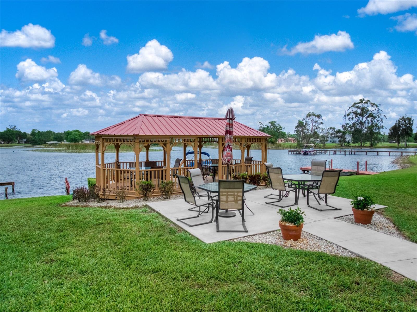 117 COUNTRY CLUB DR #202, LAKE PLACID, FL, 33852