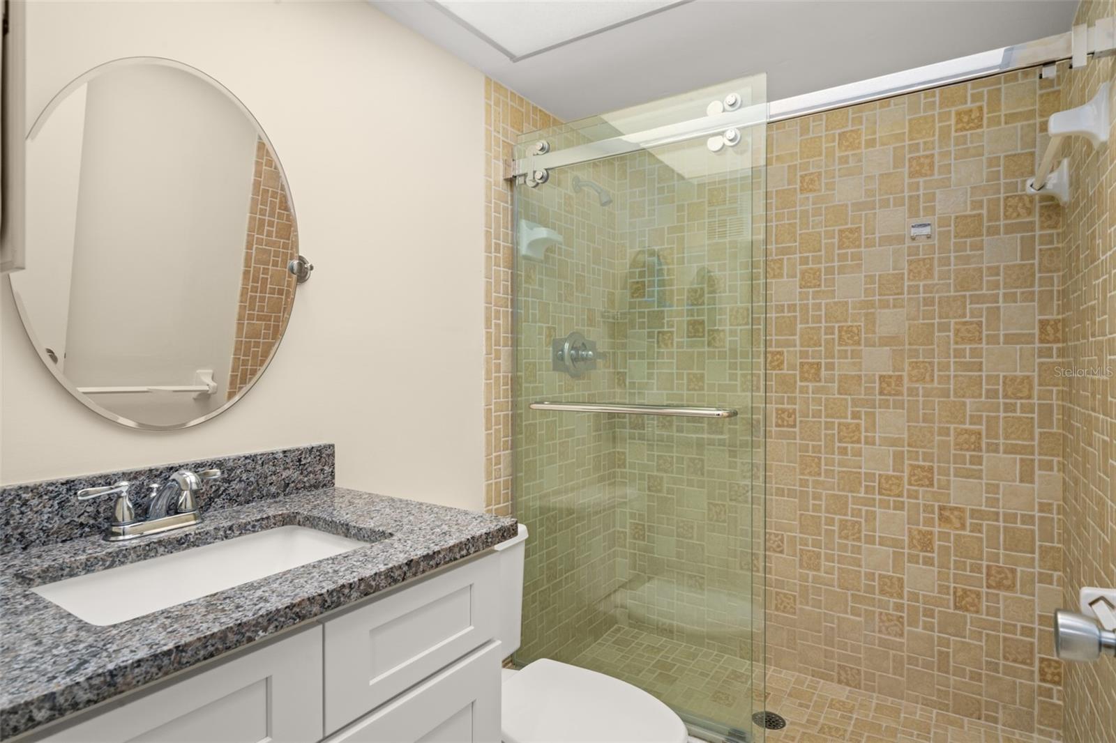 117 COUNTRY CLUB DR #202, LAKE PLACID, FL, 33852