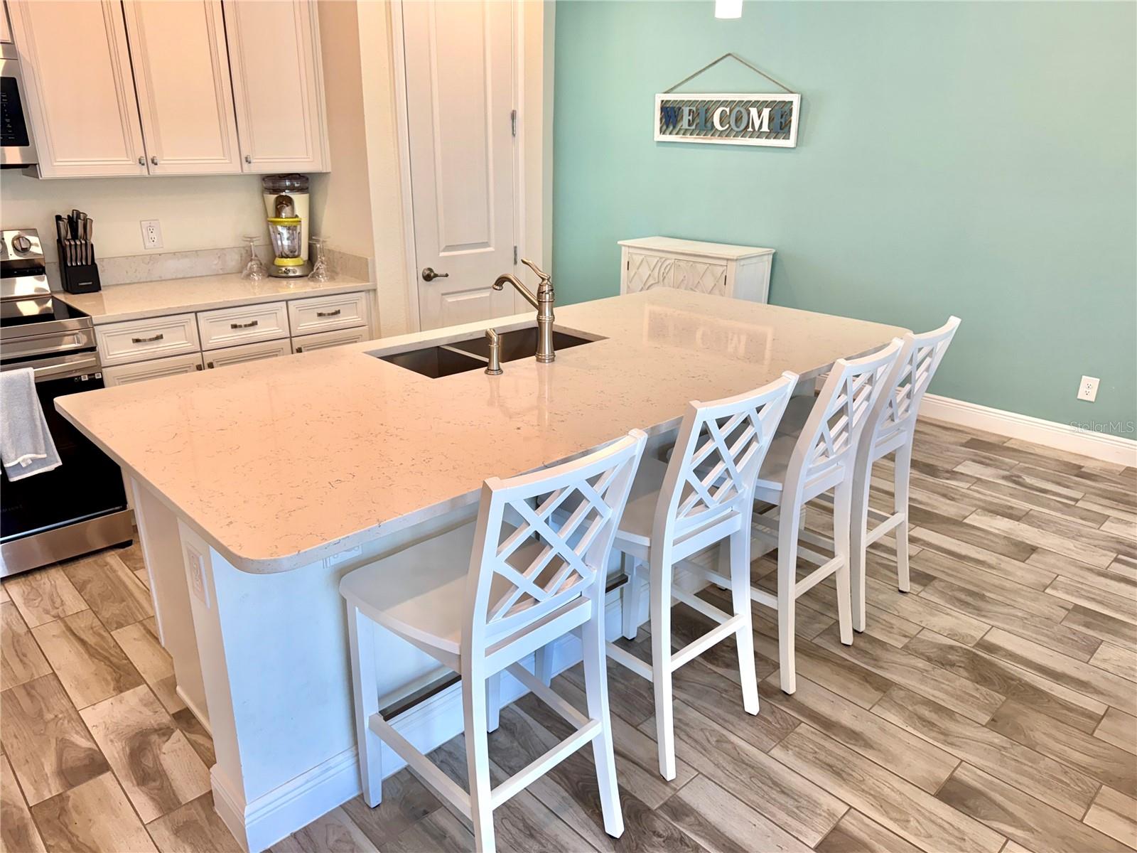 2906 CASTAWAY LN, KISSIMMEE, FL, 34747