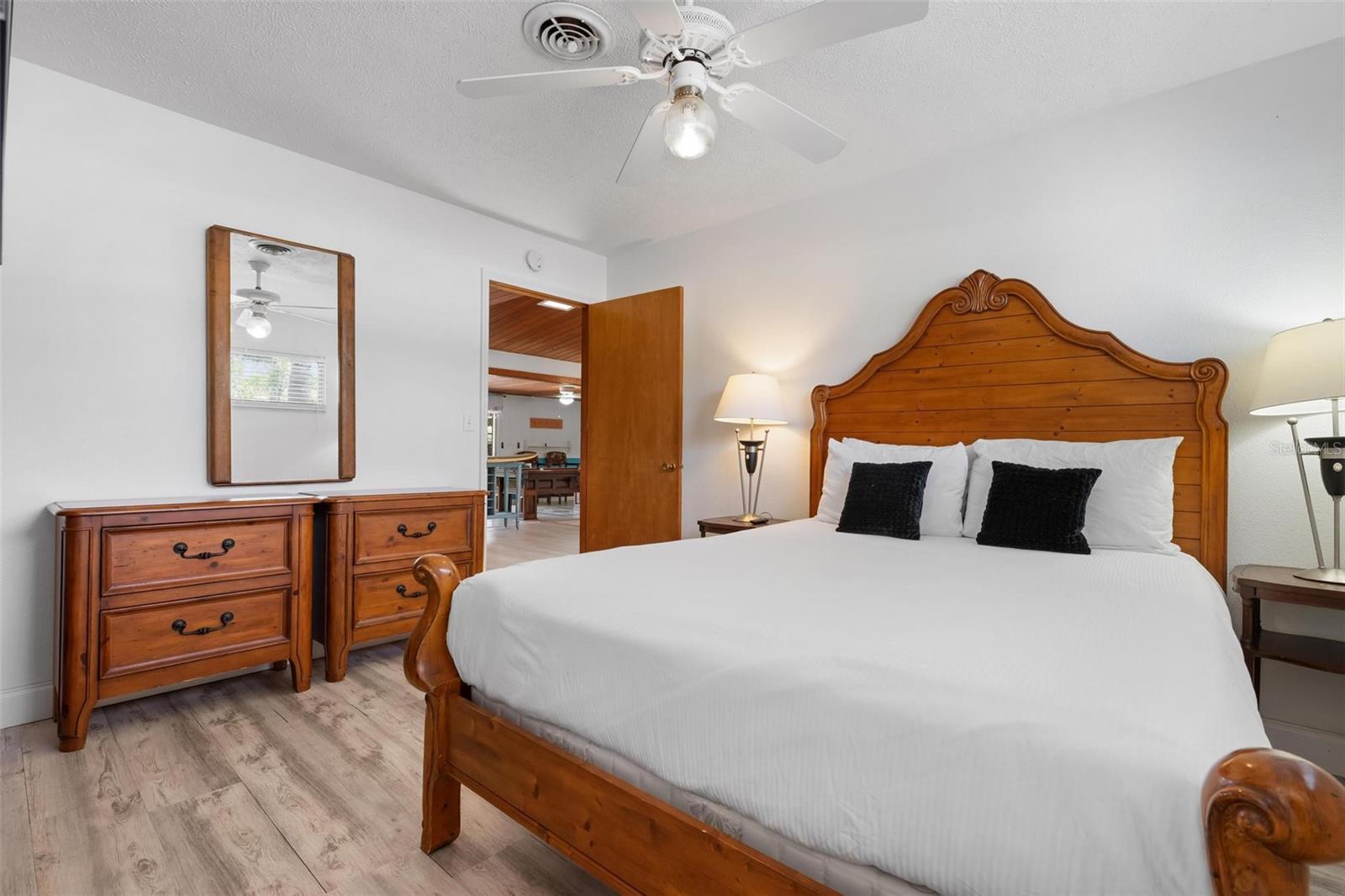 6201 6TH AVE NW, BRADENTON, FL, 34209