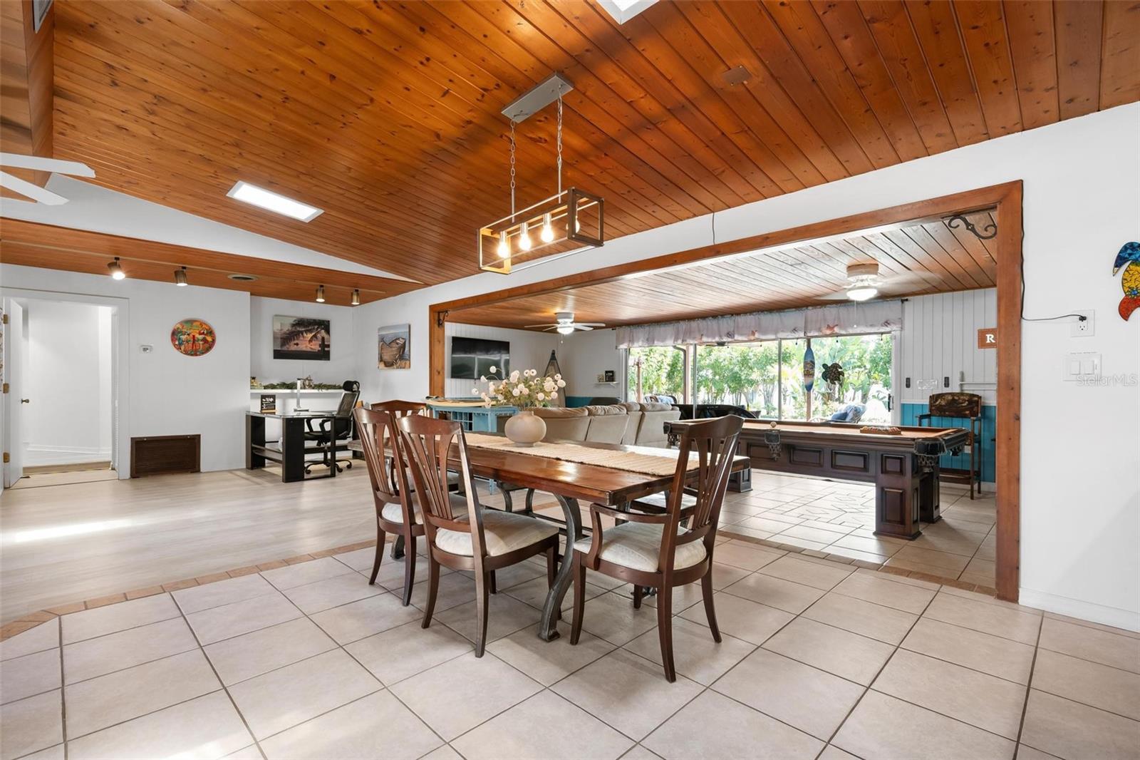 6201 6TH AVE NW, BRADENTON, FL, 34209