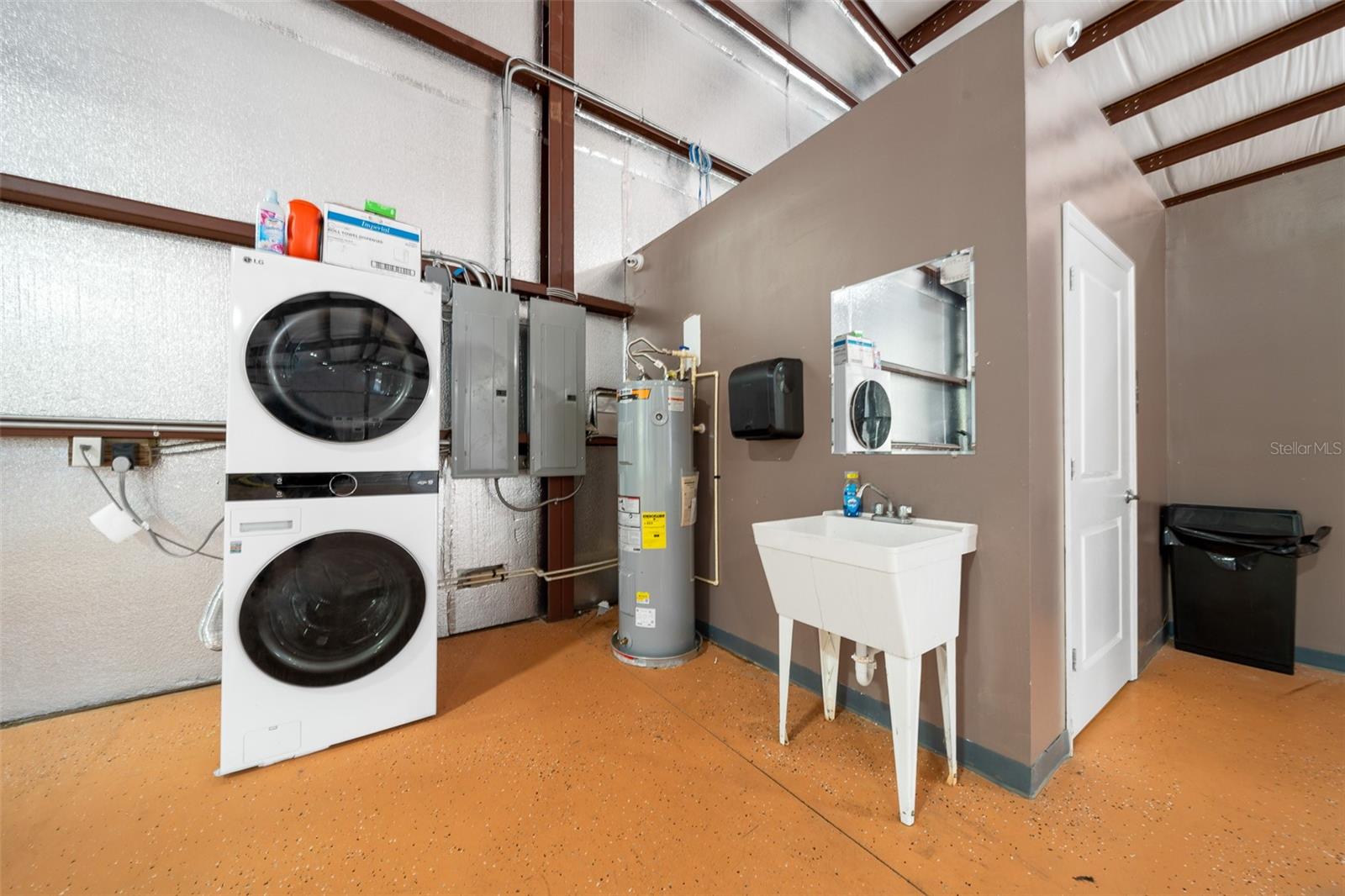 3073 NE 37TH PL, WILDWOOD, FL, 34785
