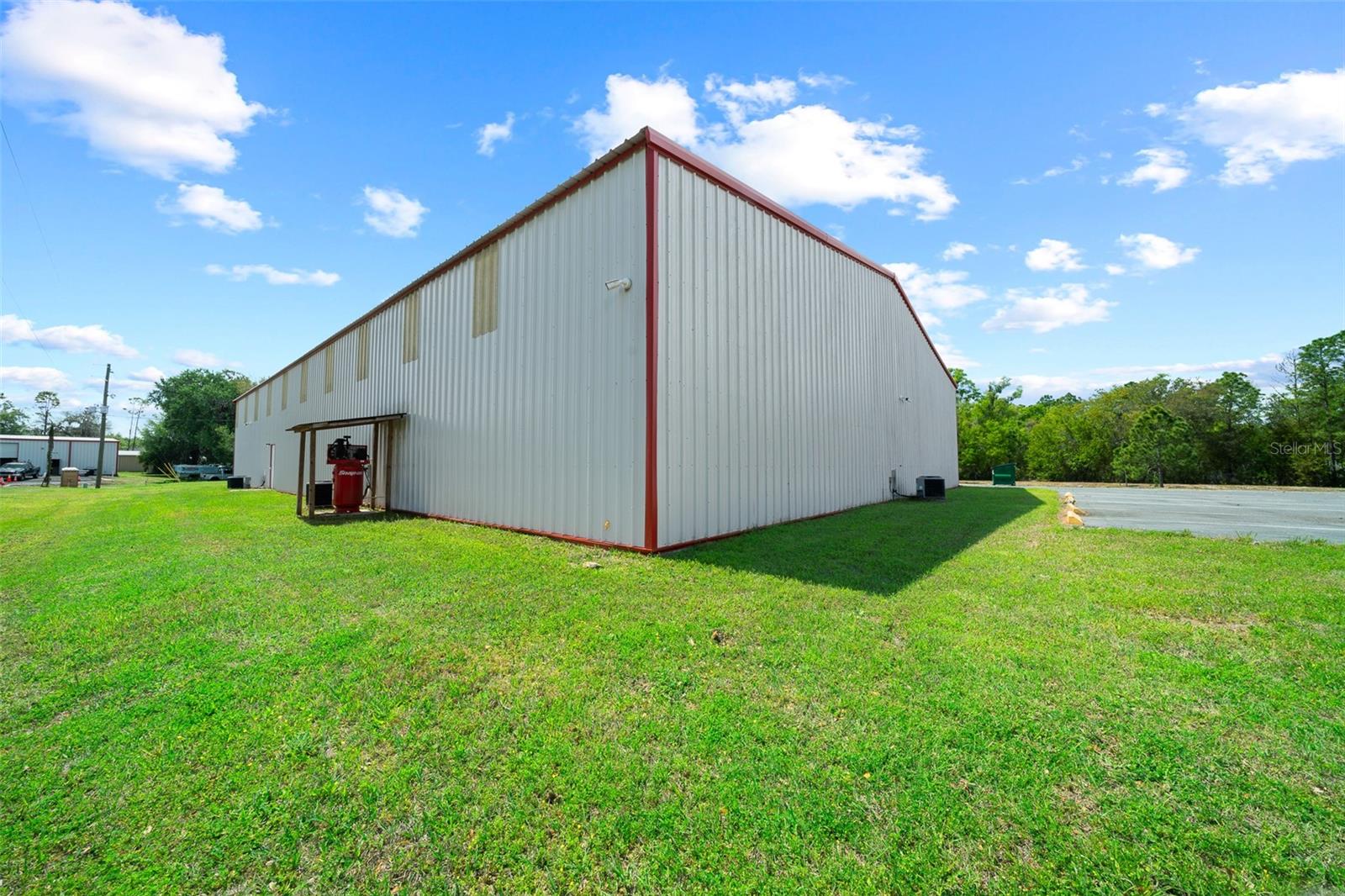 3073 NE 37TH PL, WILDWOOD, FL, 34785