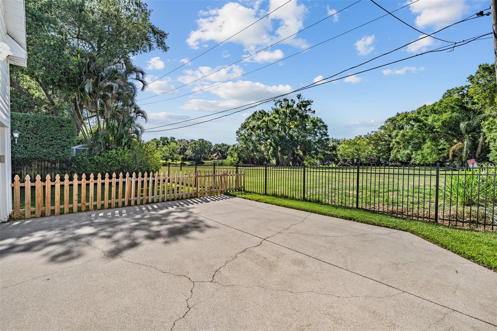 3220 W BAY VILLA AVE, TAMPA, FL, 33611