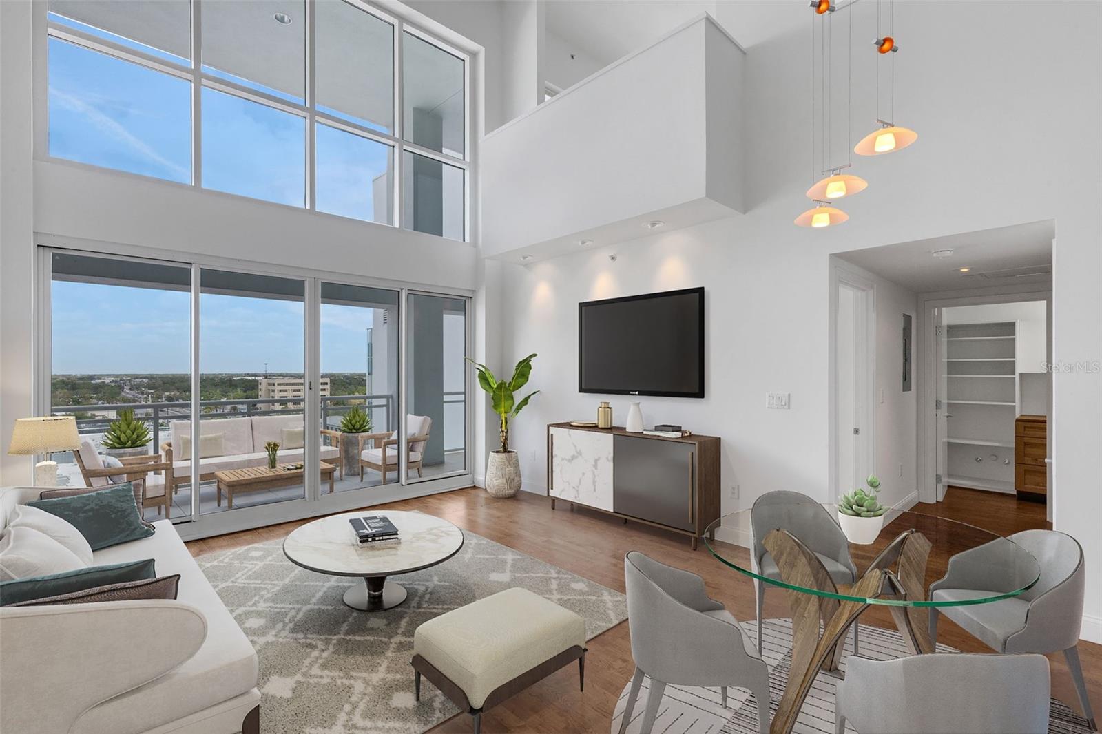 1990 MAIN ST #4, SARASOTA, FL, 34236