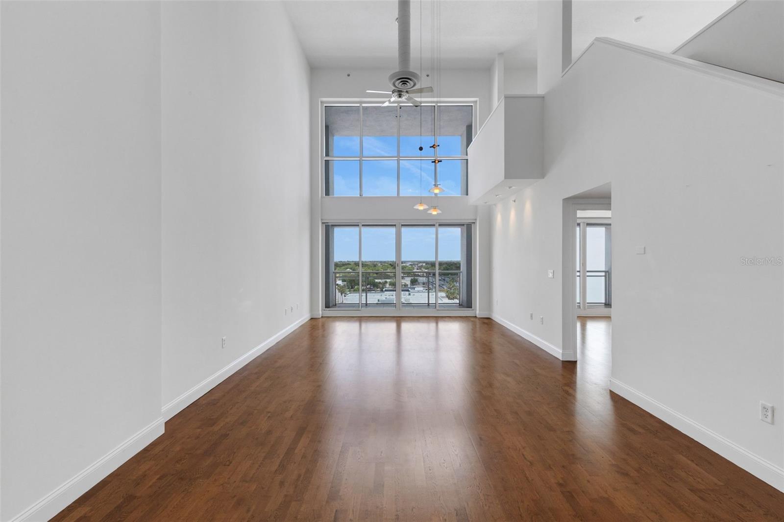1990 MAIN ST #4, SARASOTA, FL, 34236