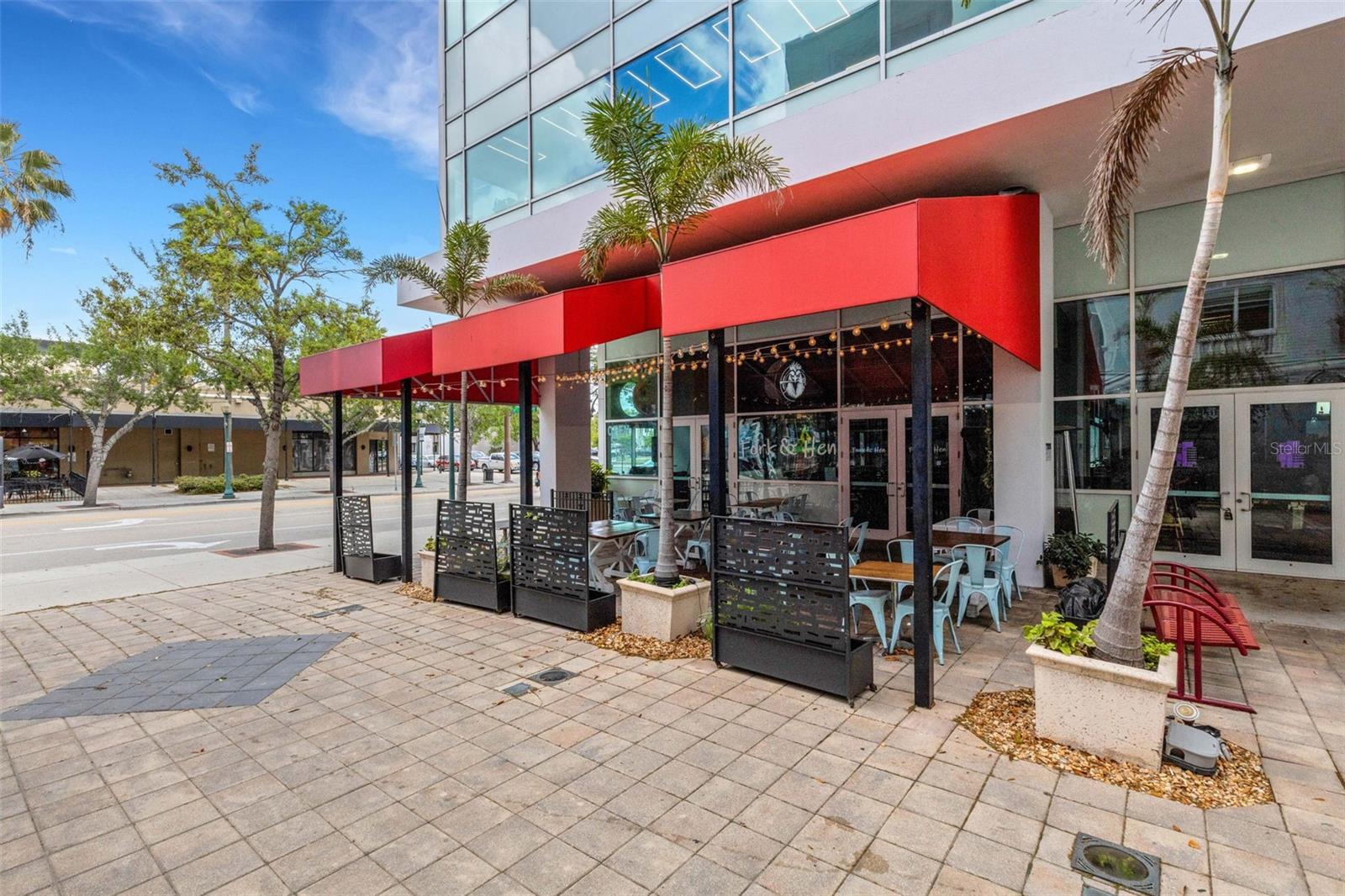 1990 MAIN ST #4, SARASOTA, FL, 34236
