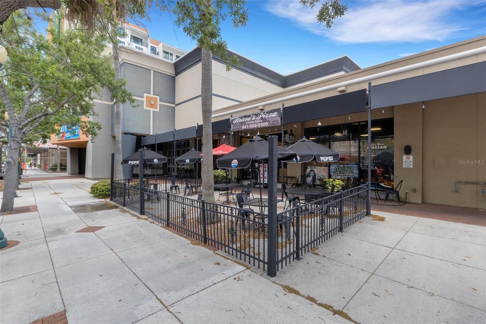 1990 MAIN ST #4, SARASOTA, FL, 34236