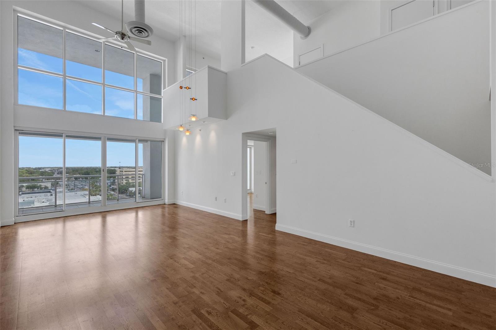 1990 MAIN ST #4, SARASOTA, FL, 34236
