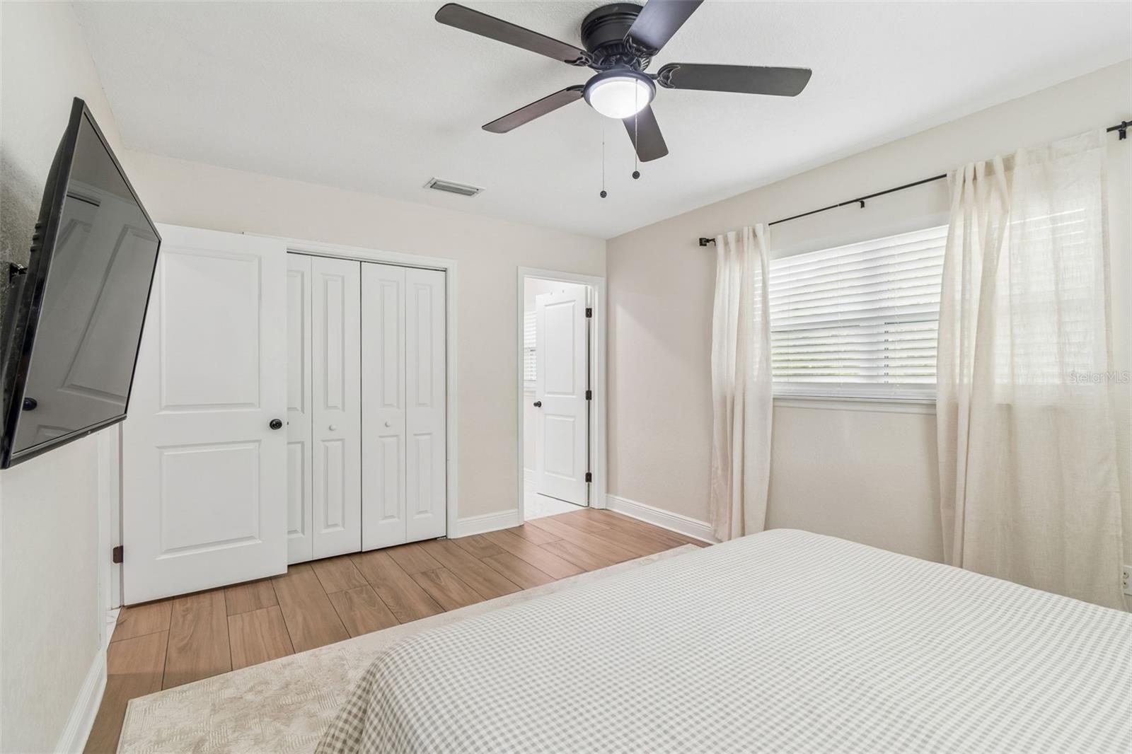 1618 BARRY RD, CLEARWATER, FL, 33756
