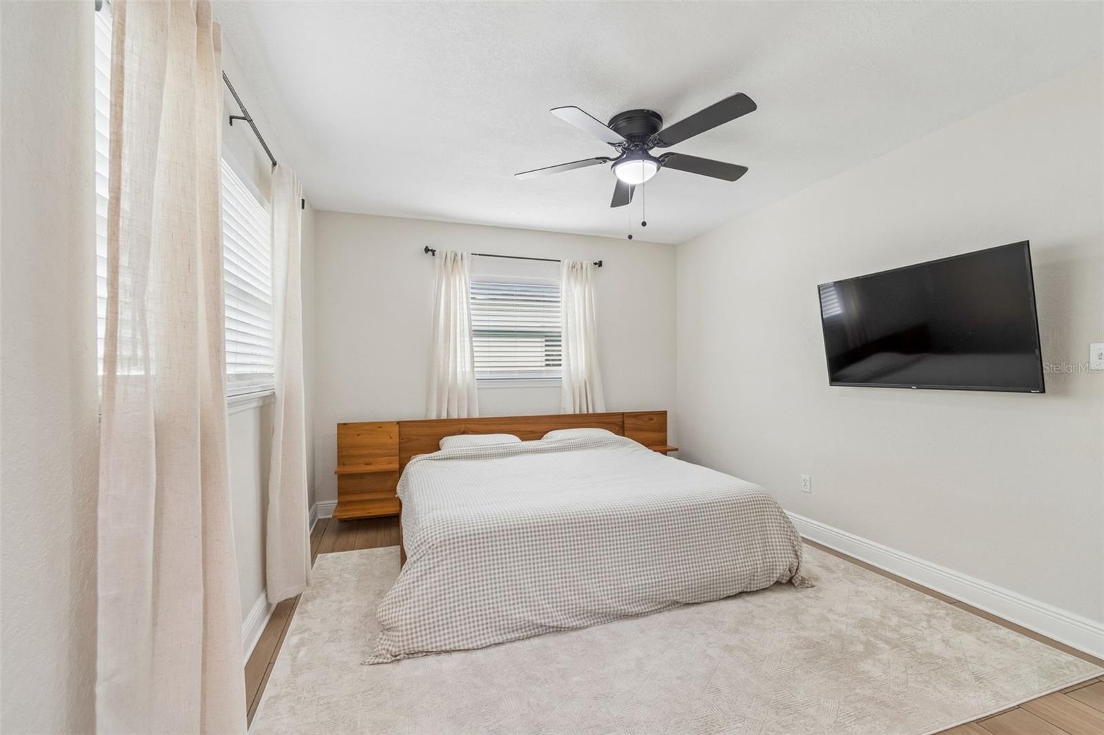 1618 BARRY RD, CLEARWATER, FL, 33756