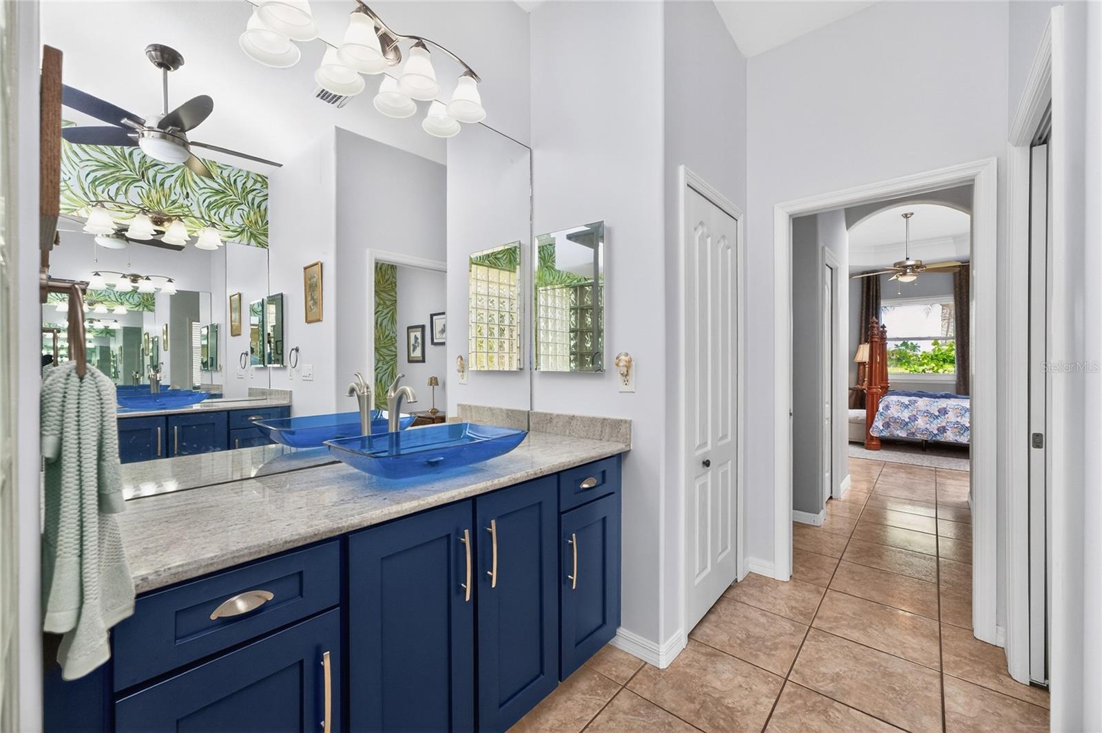 16237 CAPE HORN BLVD, PUNTA GORDA, FL, 33955