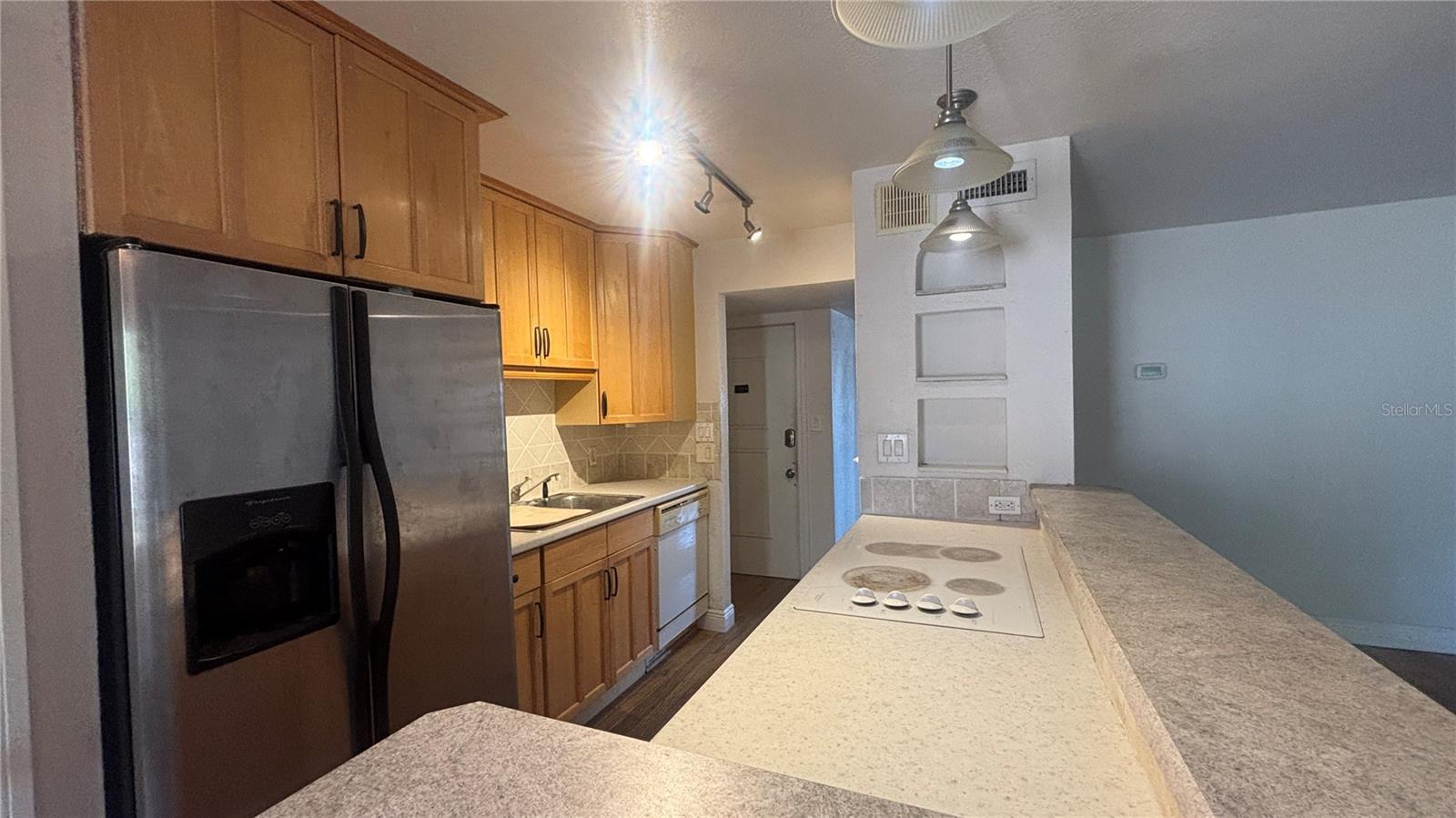 7524 NEEDLE LEAF PL #32, TAMPA, FL, 33617