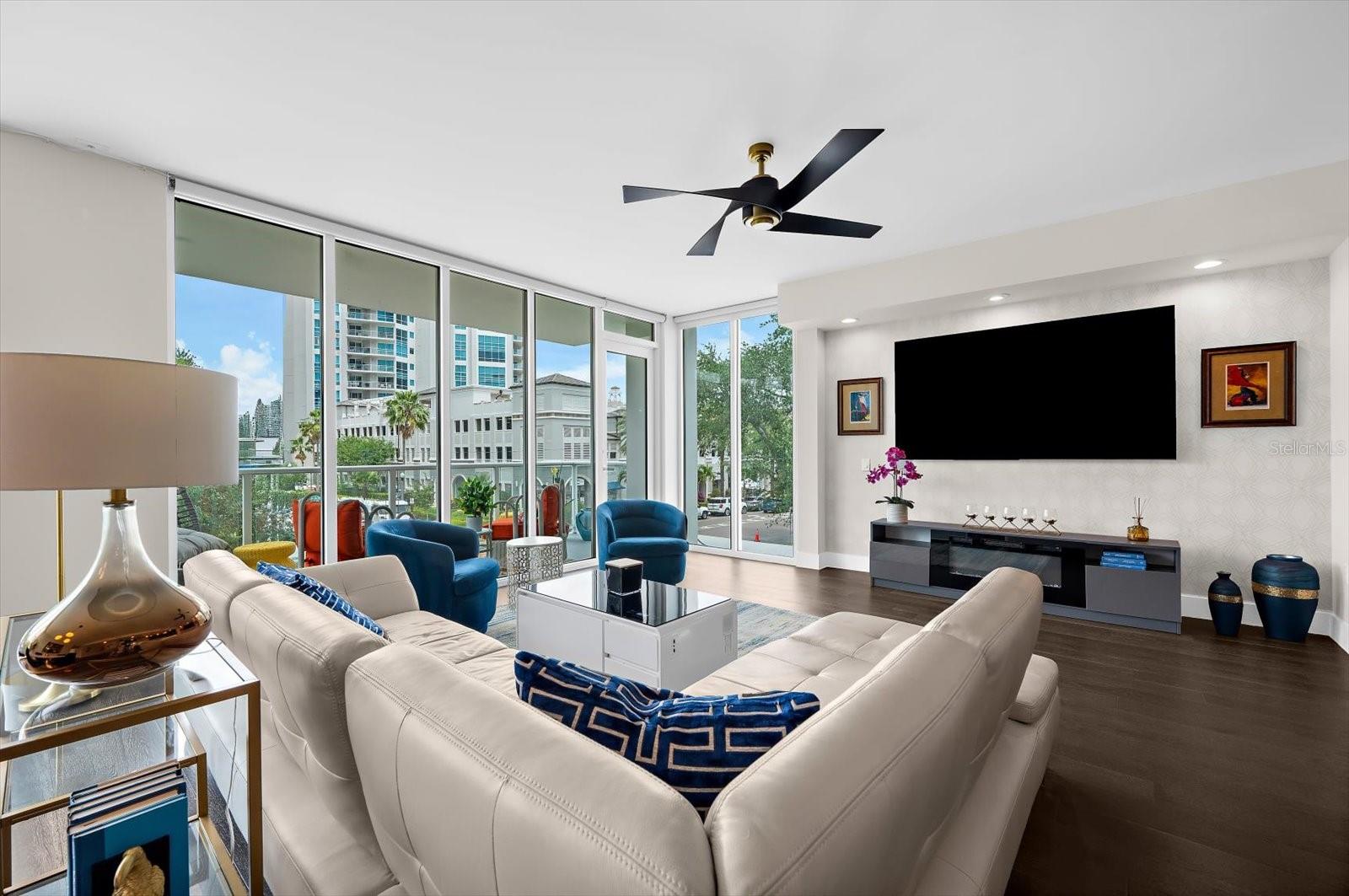 176 4TH AVE NE #201, ST PETERSBURG, FL, 33701