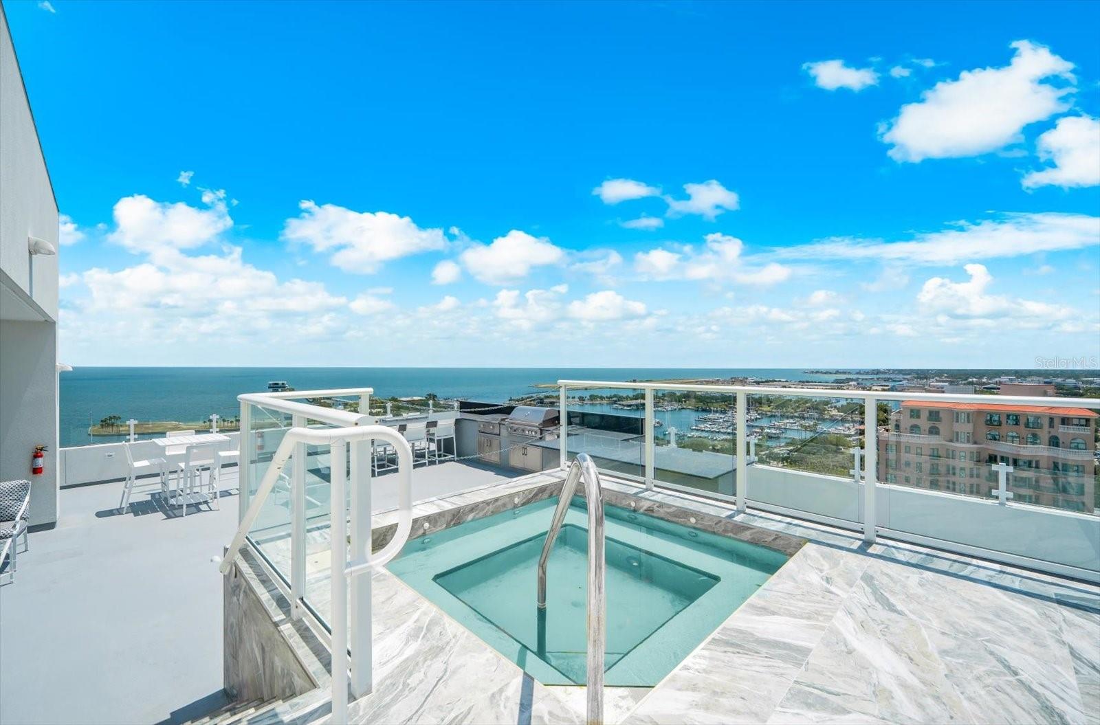 176 4TH AVE NE #201, ST PETERSBURG, FL, 33701