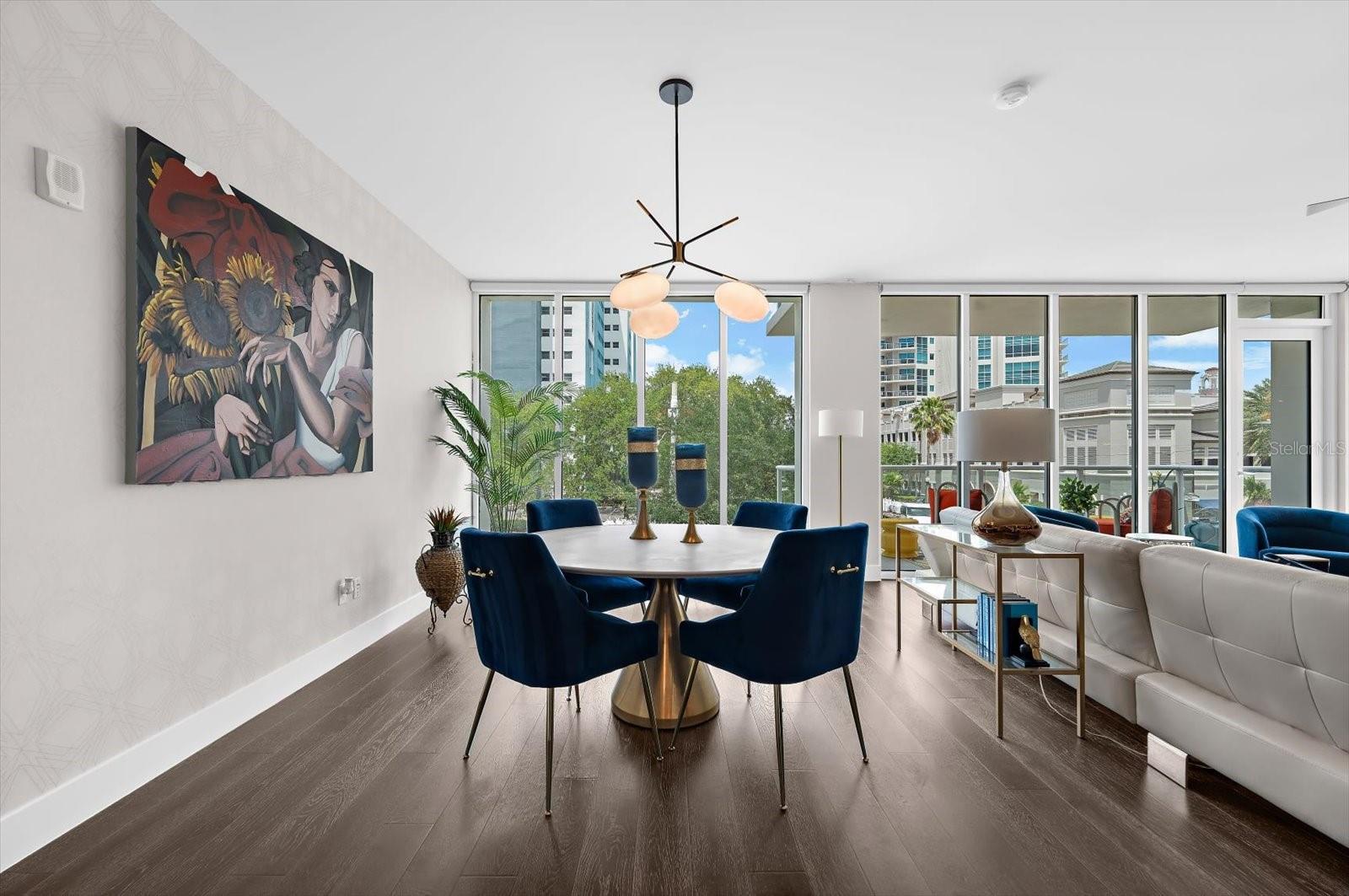 176 4TH AVE NE #201, ST PETERSBURG, FL, 33701