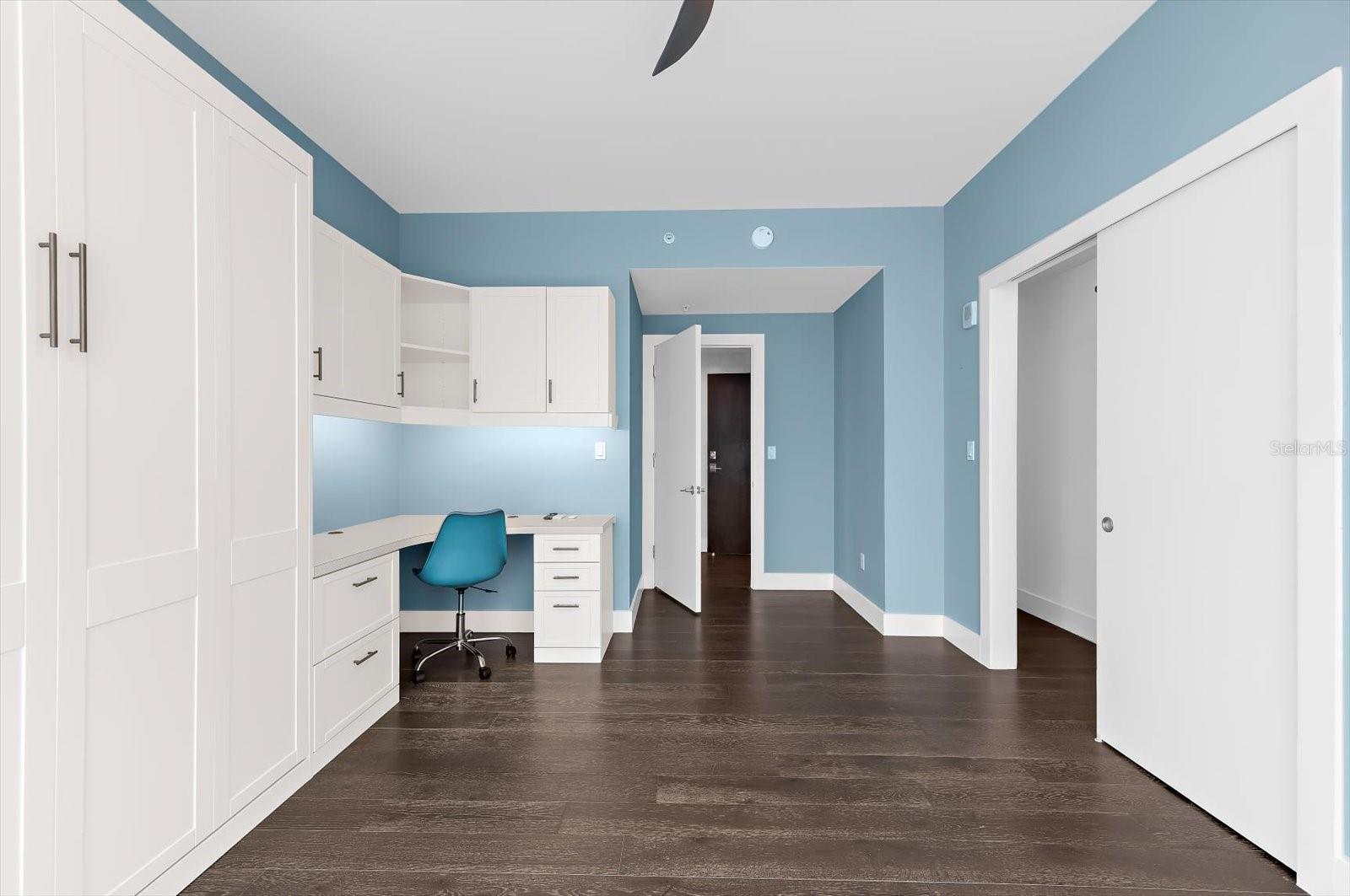 176 4TH AVE NE #201, ST PETERSBURG, FL, 33701