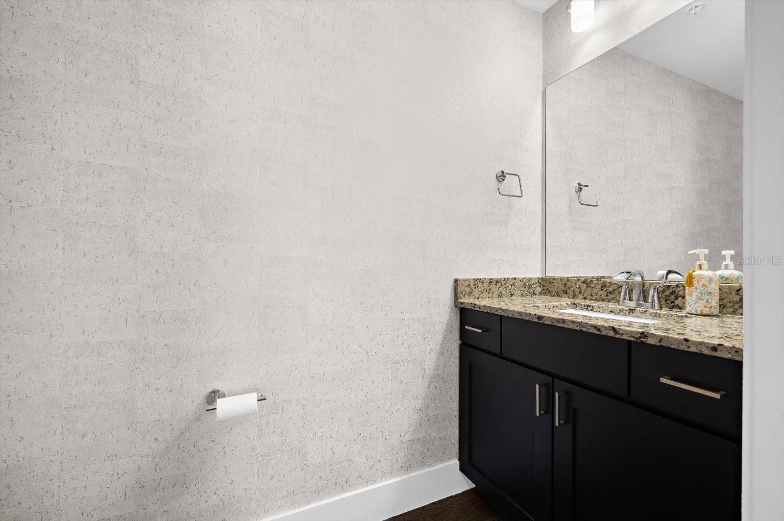 176 4TH AVE NE #201, ST PETERSBURG, FL, 33701