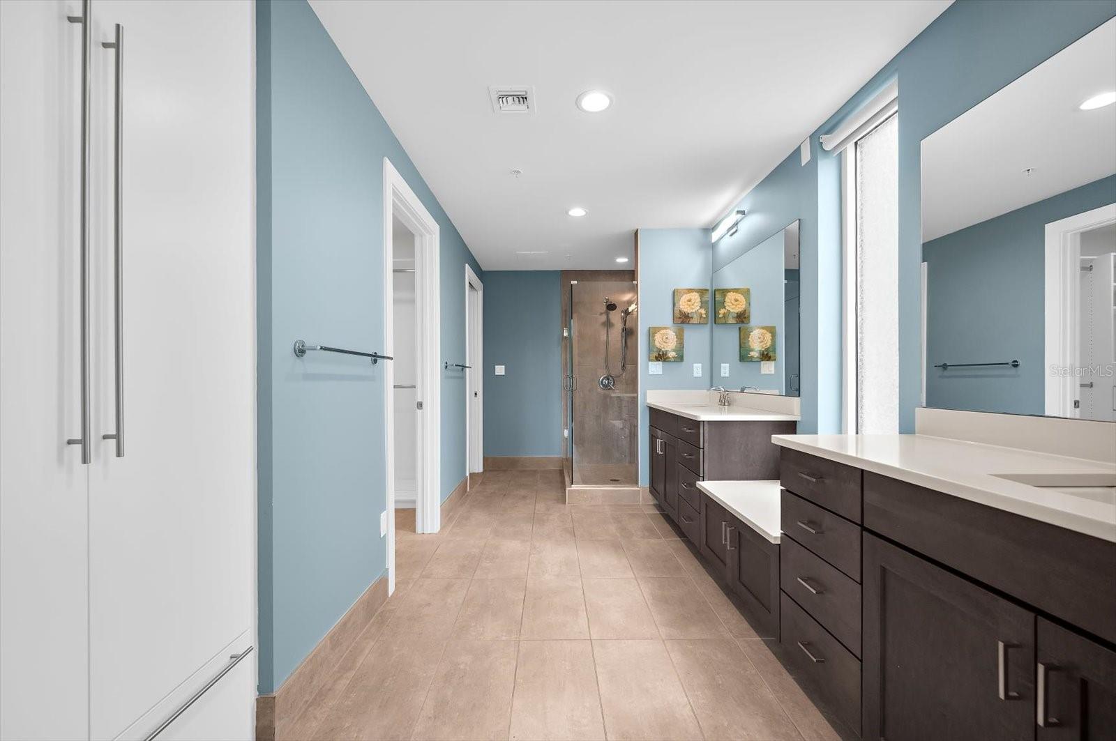 176 4TH AVE NE #201, ST PETERSBURG, FL, 33701