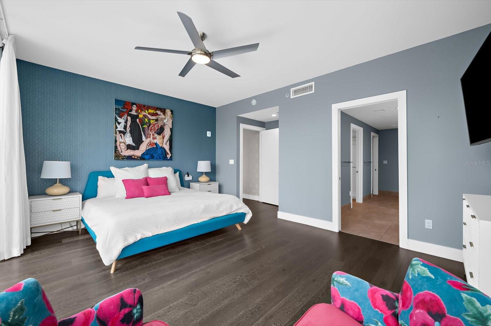 176 4TH AVE NE #201, ST PETERSBURG, FL, 33701