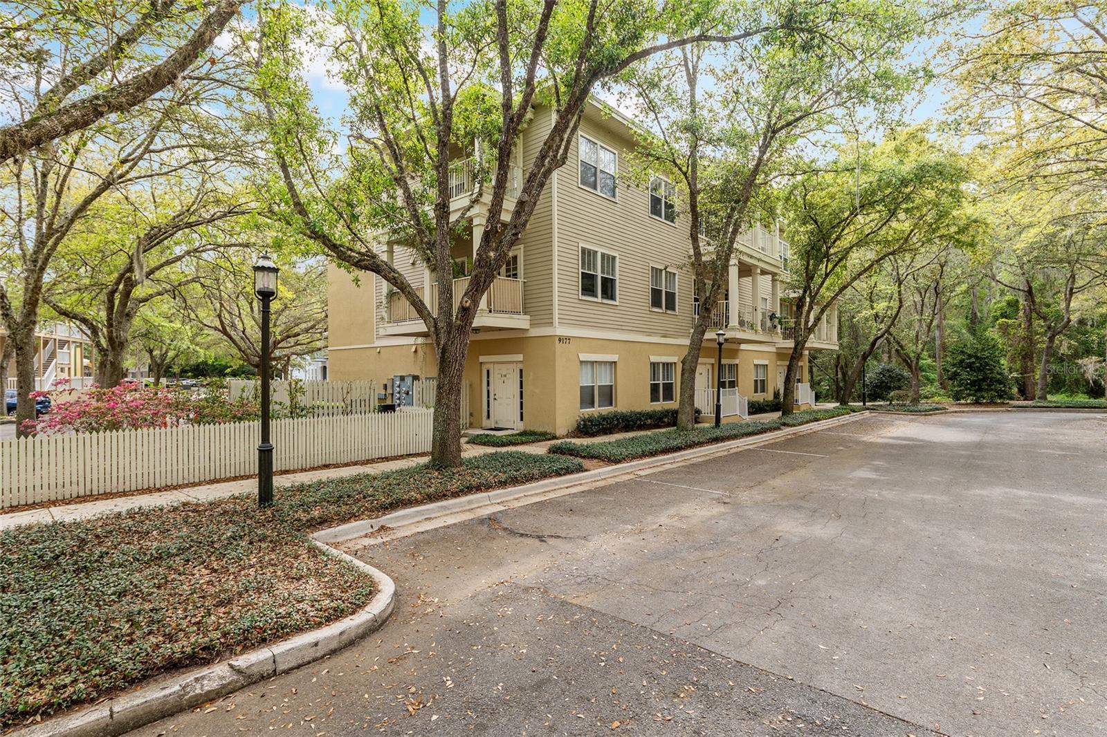 9177 SW 52ND RD #102, GAINESVILLE, FL, 32608