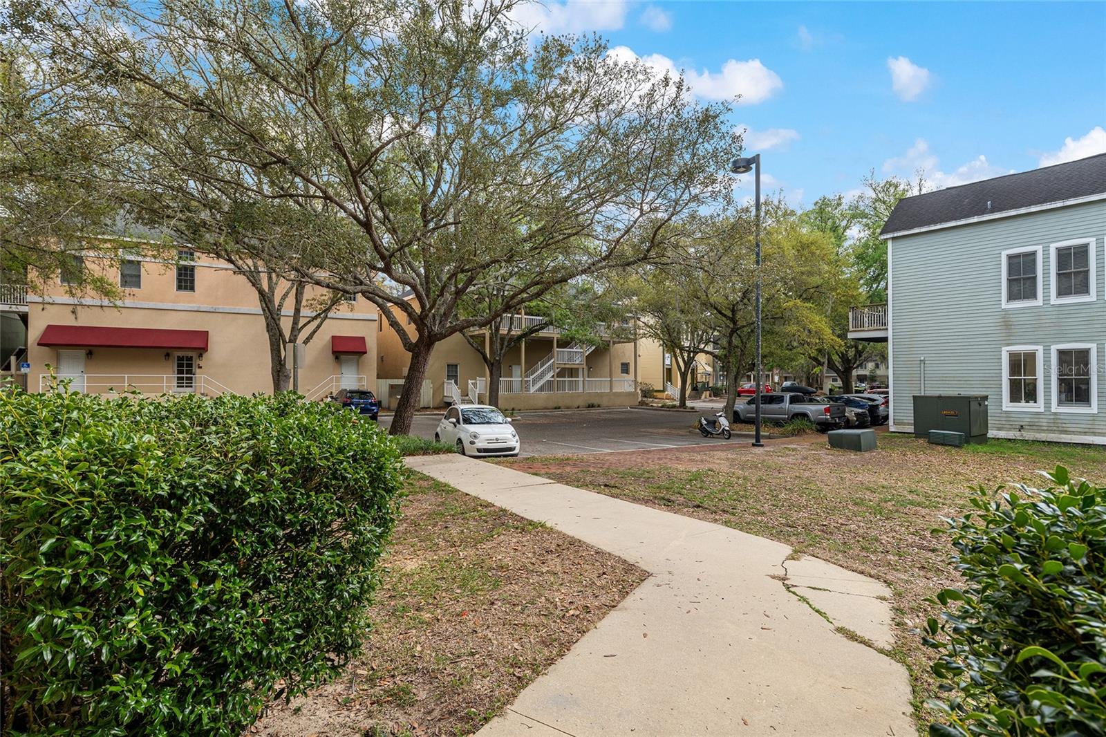 9177 SW 52ND RD #102, GAINESVILLE, FL, 32608