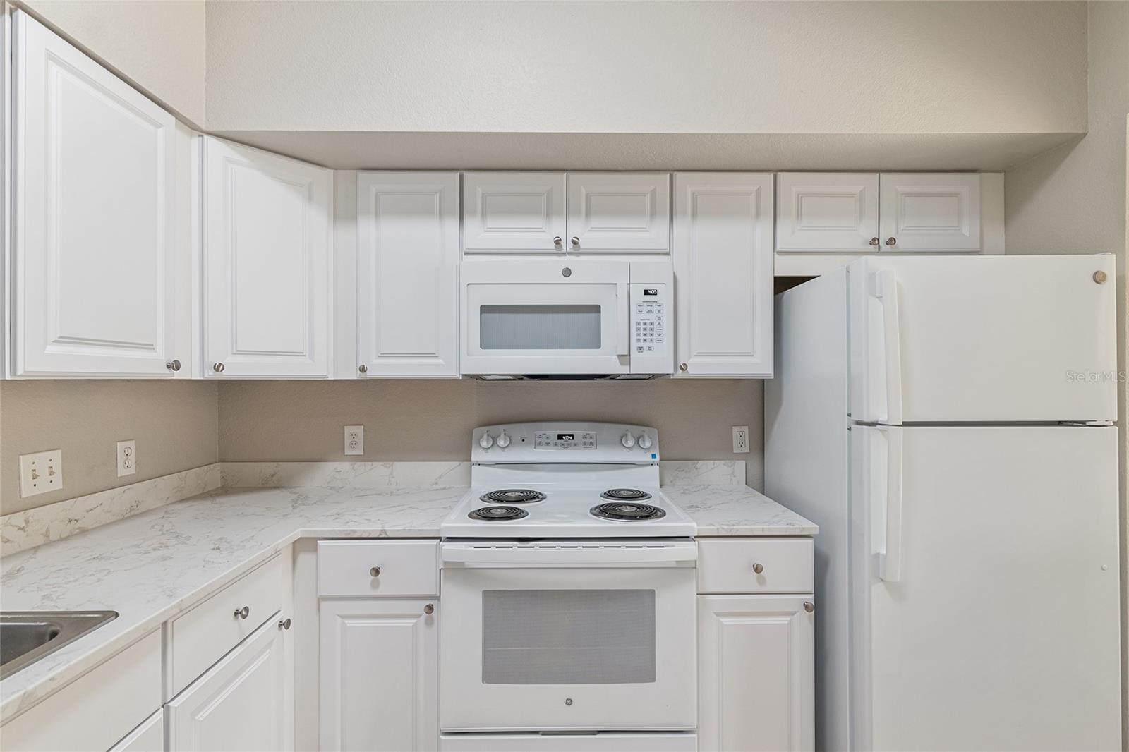 9177 SW 52ND RD #102, GAINESVILLE, FL, 32608