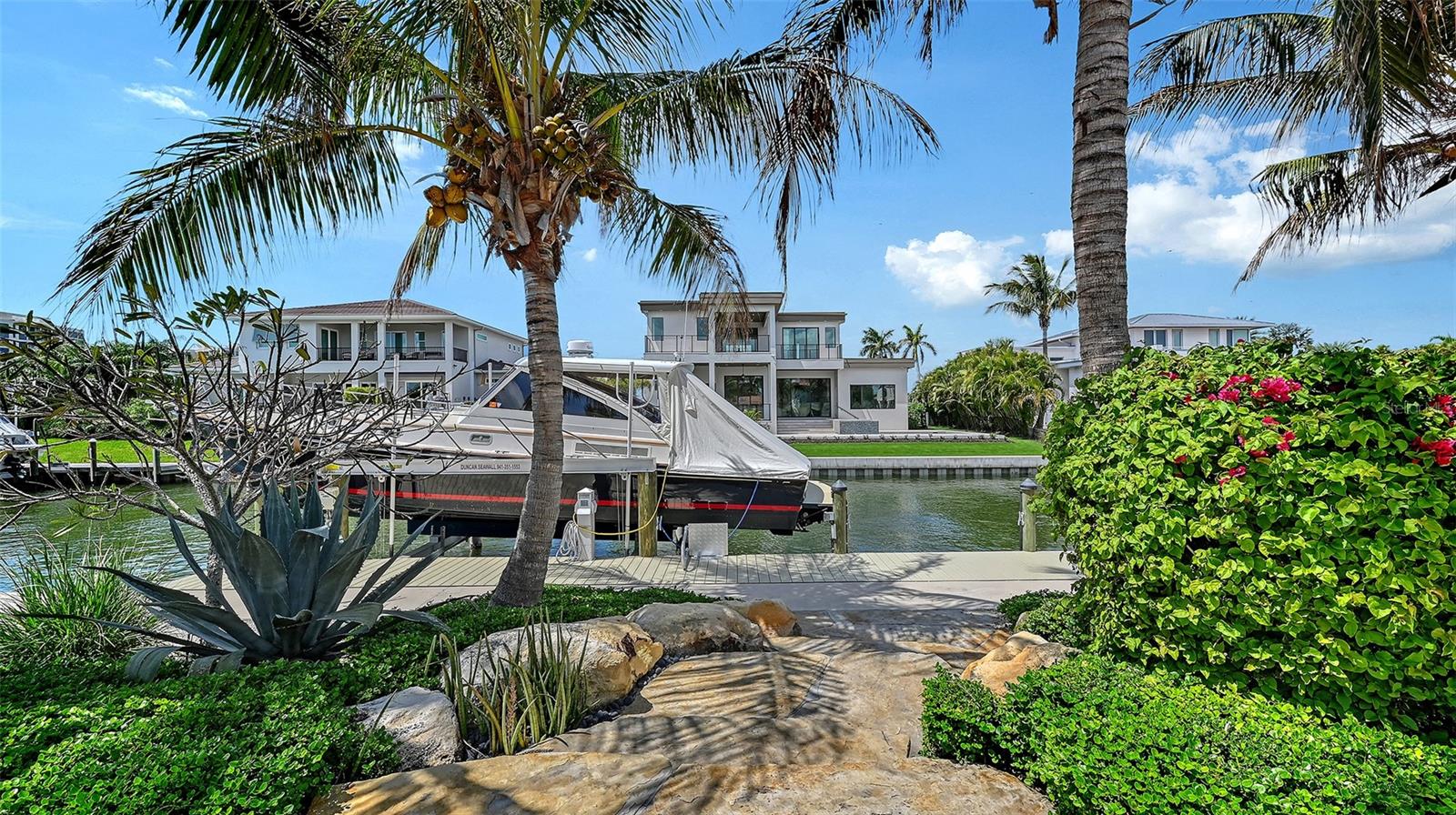 531 WEDGE LN, LONGBOAT KEY, FL, 34228
