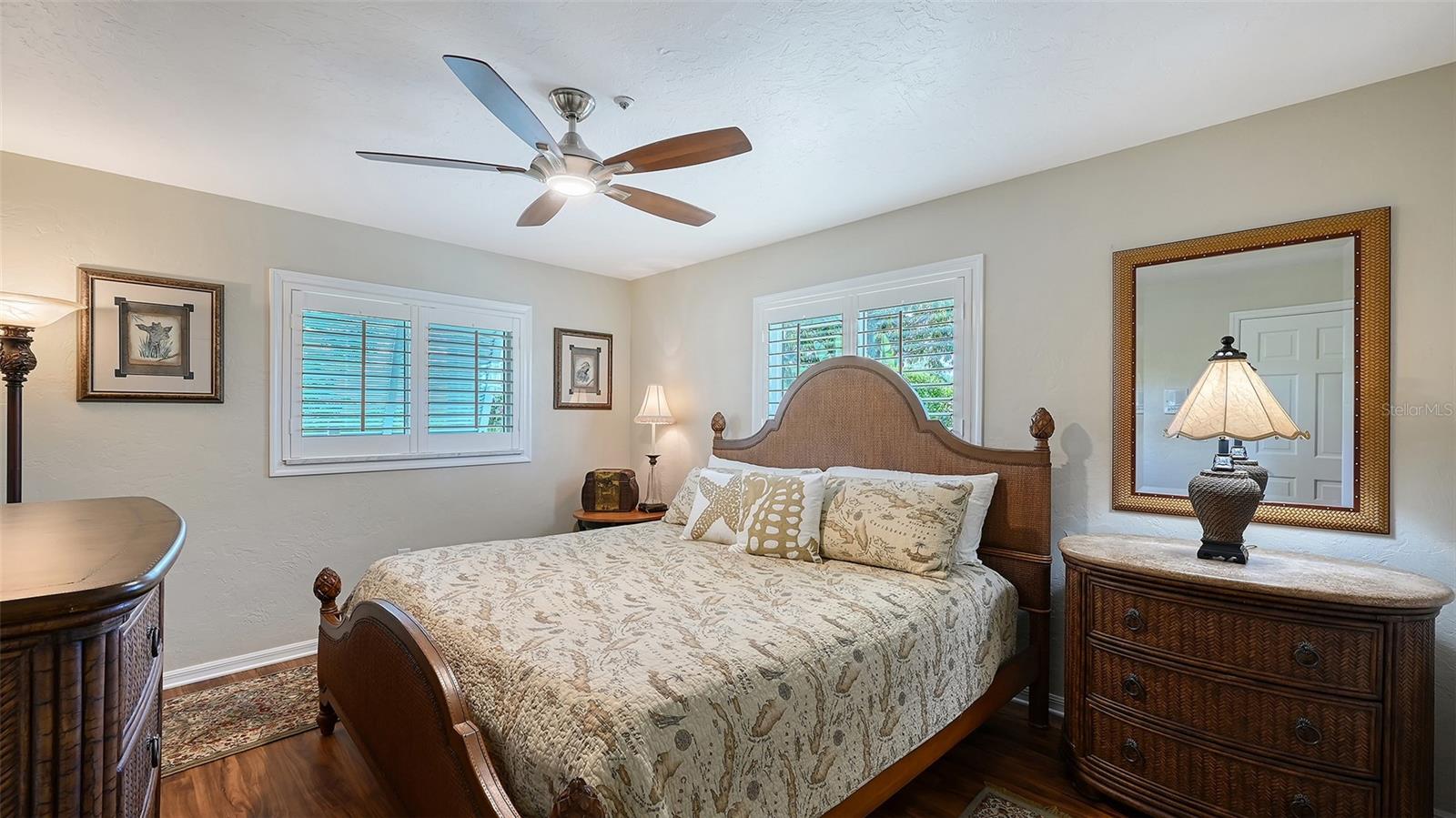 531 WEDGE LN, LONGBOAT KEY, FL, 34228