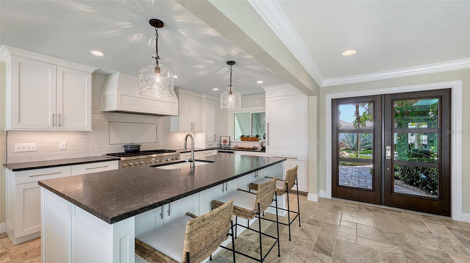 531 WEDGE LN, LONGBOAT KEY, FL, 34228