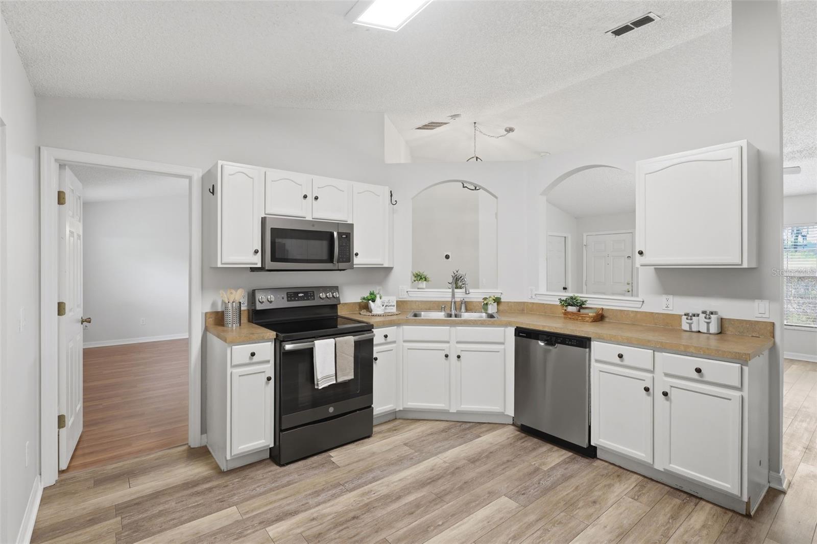 415 DEANNA CIR, DELAND, FL, 32724