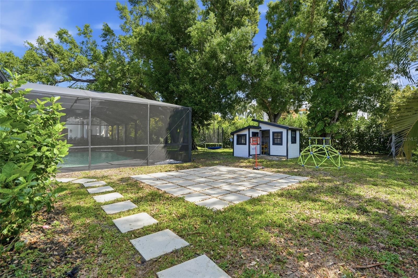 3931 W RIVERSIDE DR, FORT MYERS, FL, 33901