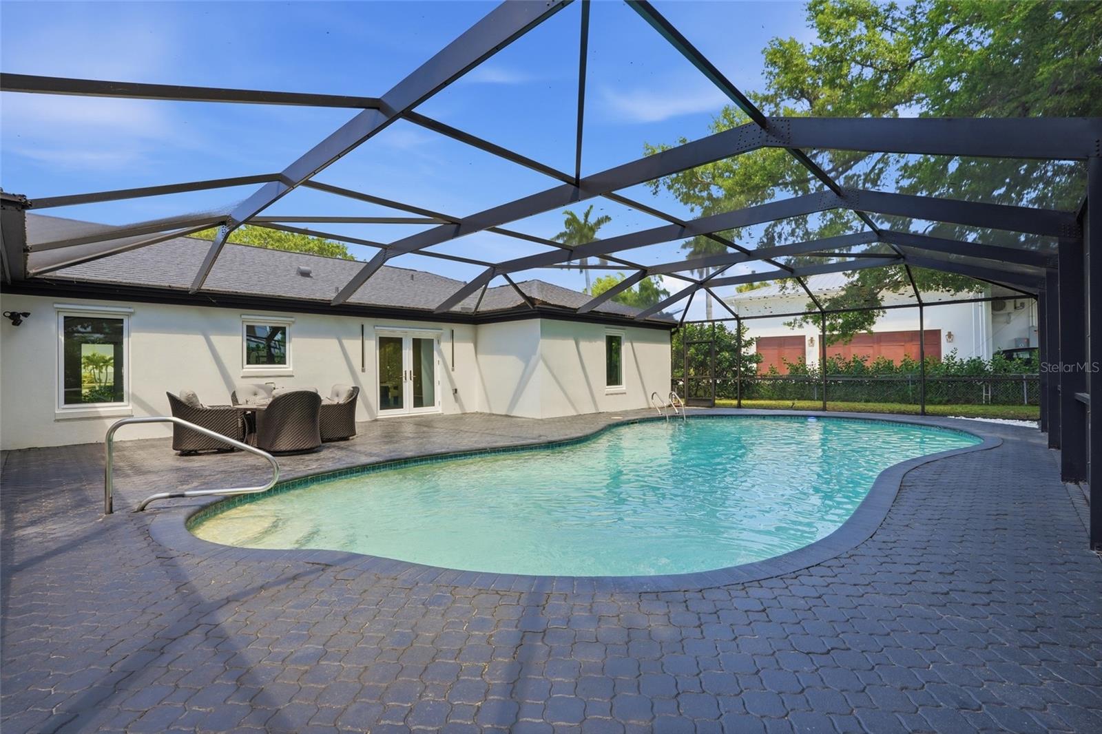 3931 W RIVERSIDE DR, FORT MYERS, FL, 33901