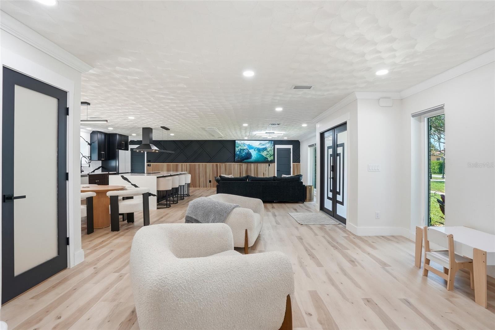 3931 W RIVERSIDE DR, FORT MYERS, FL, 33901