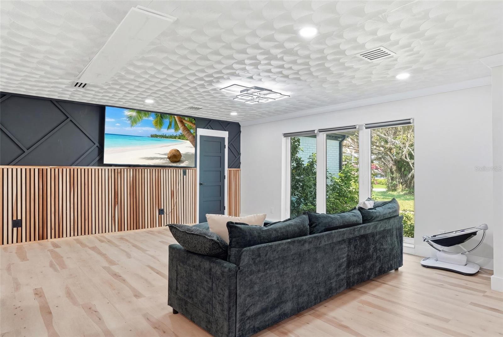 3931 W RIVERSIDE DR, FORT MYERS, FL, 33901