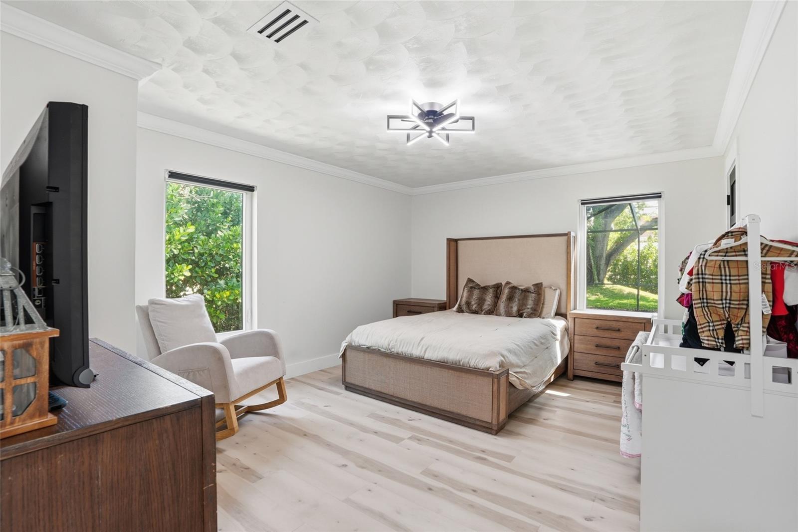 3931 W RIVERSIDE DR, FORT MYERS, FL, 33901