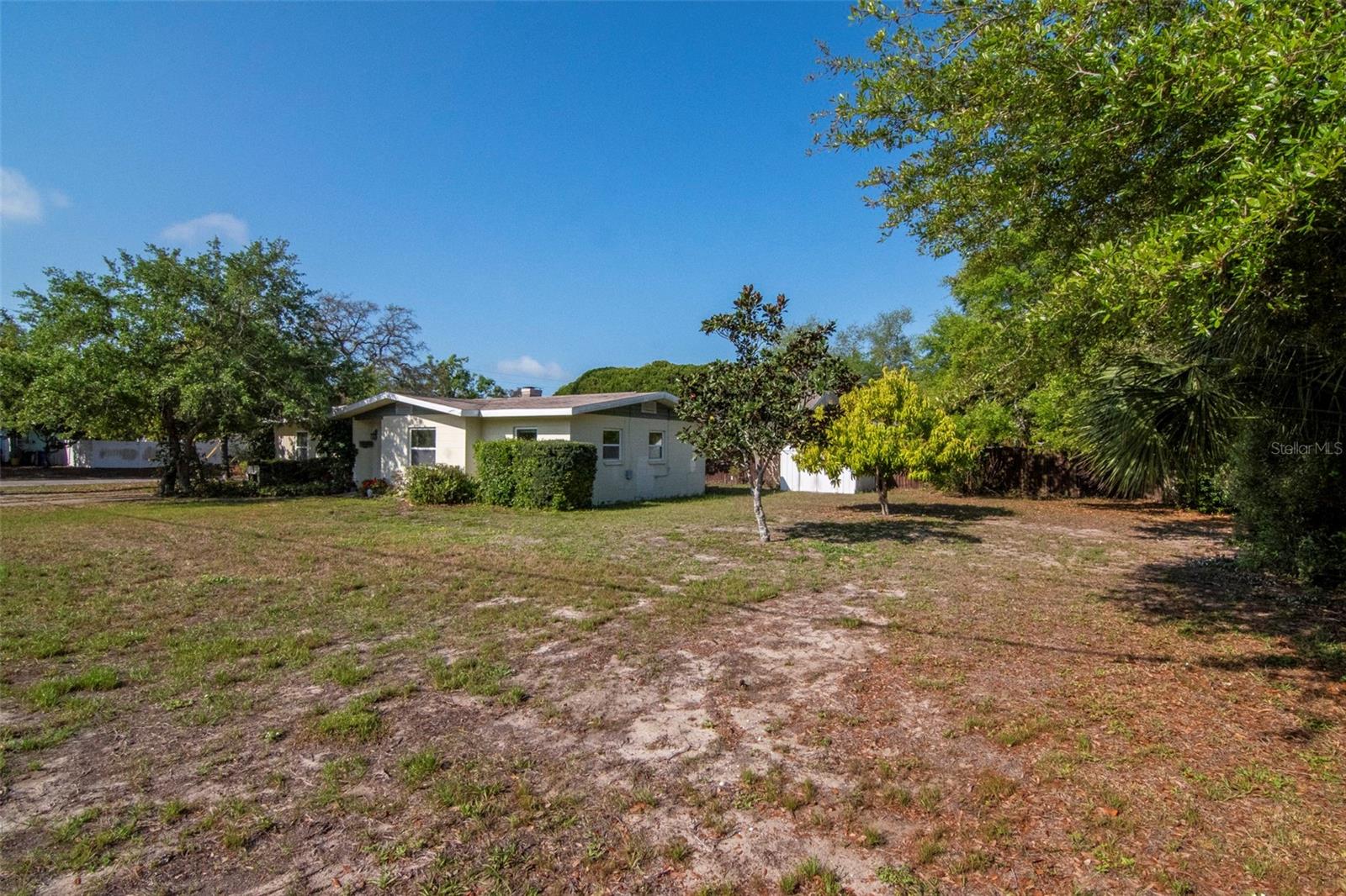 230 MILWAUKEE AVE, DUNEDIN, FL, 34698