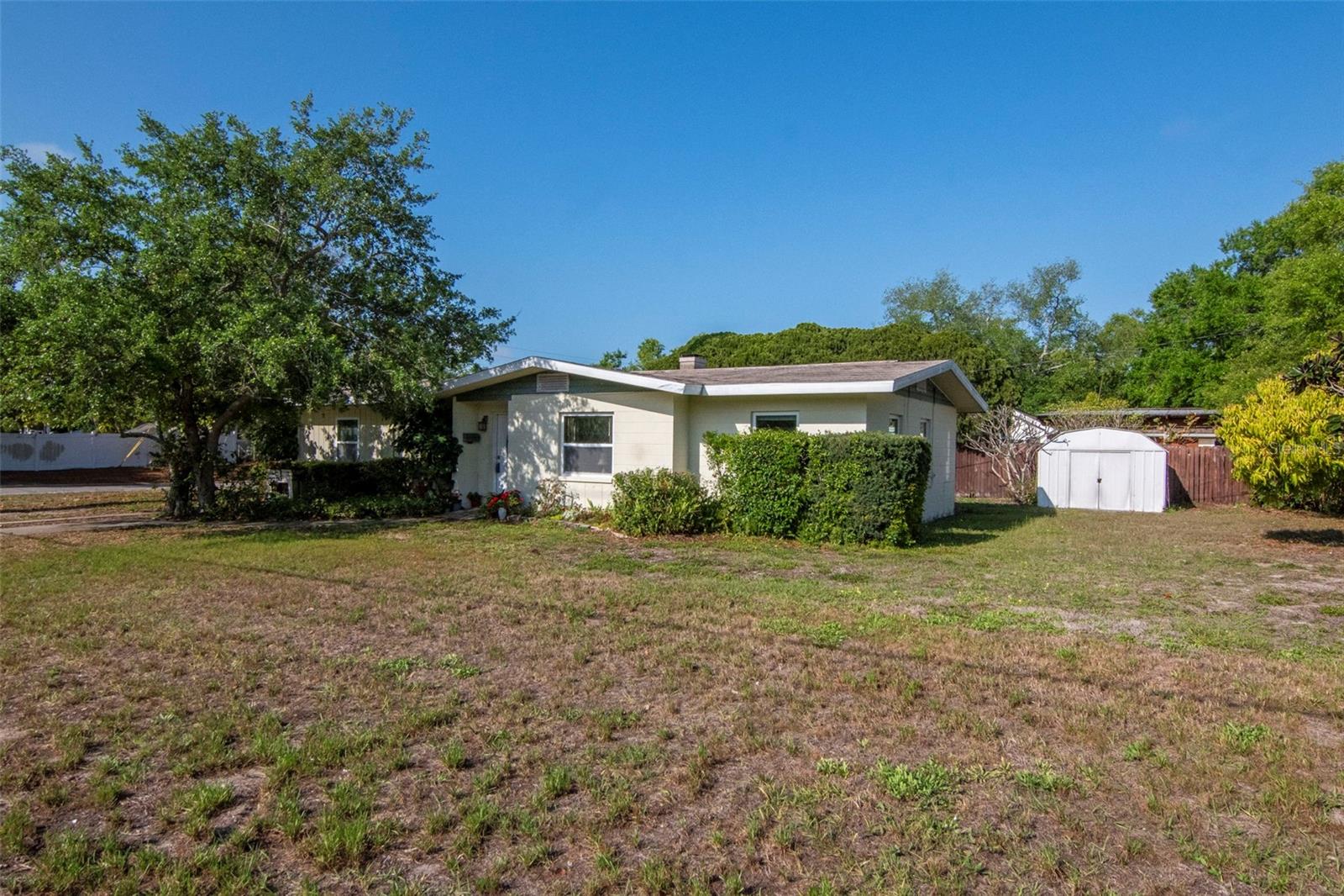 230 MILWAUKEE AVE, DUNEDIN, FL, 34698