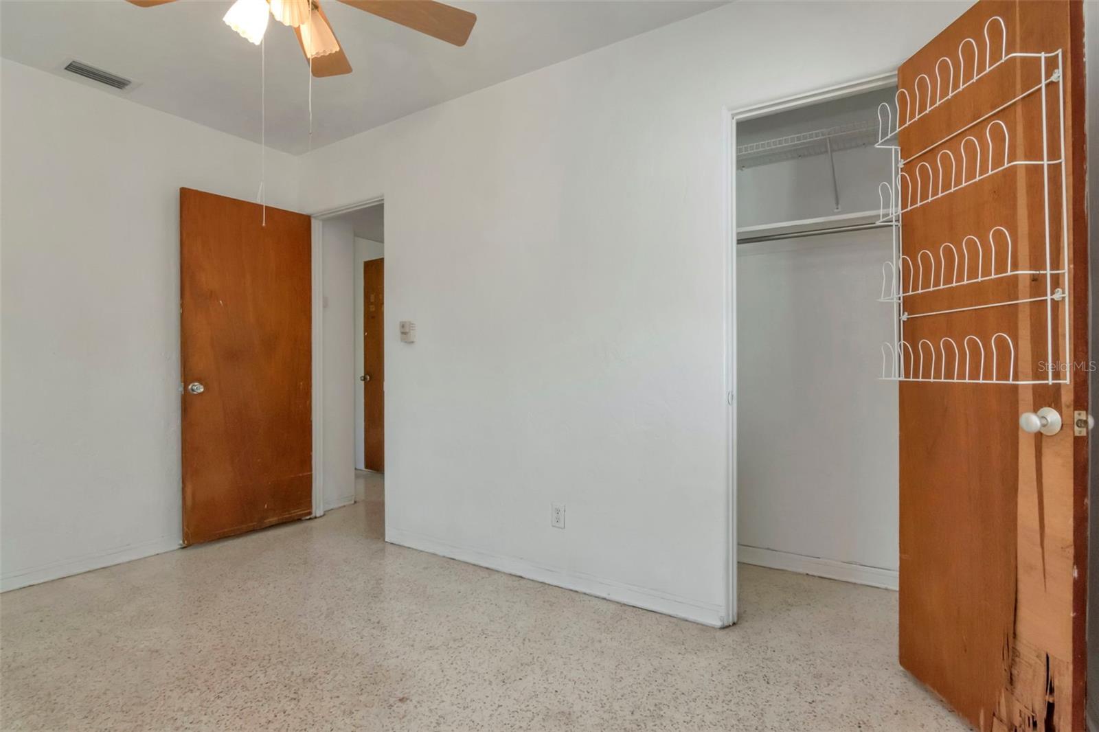 230 MILWAUKEE AVE, DUNEDIN, FL, 34698