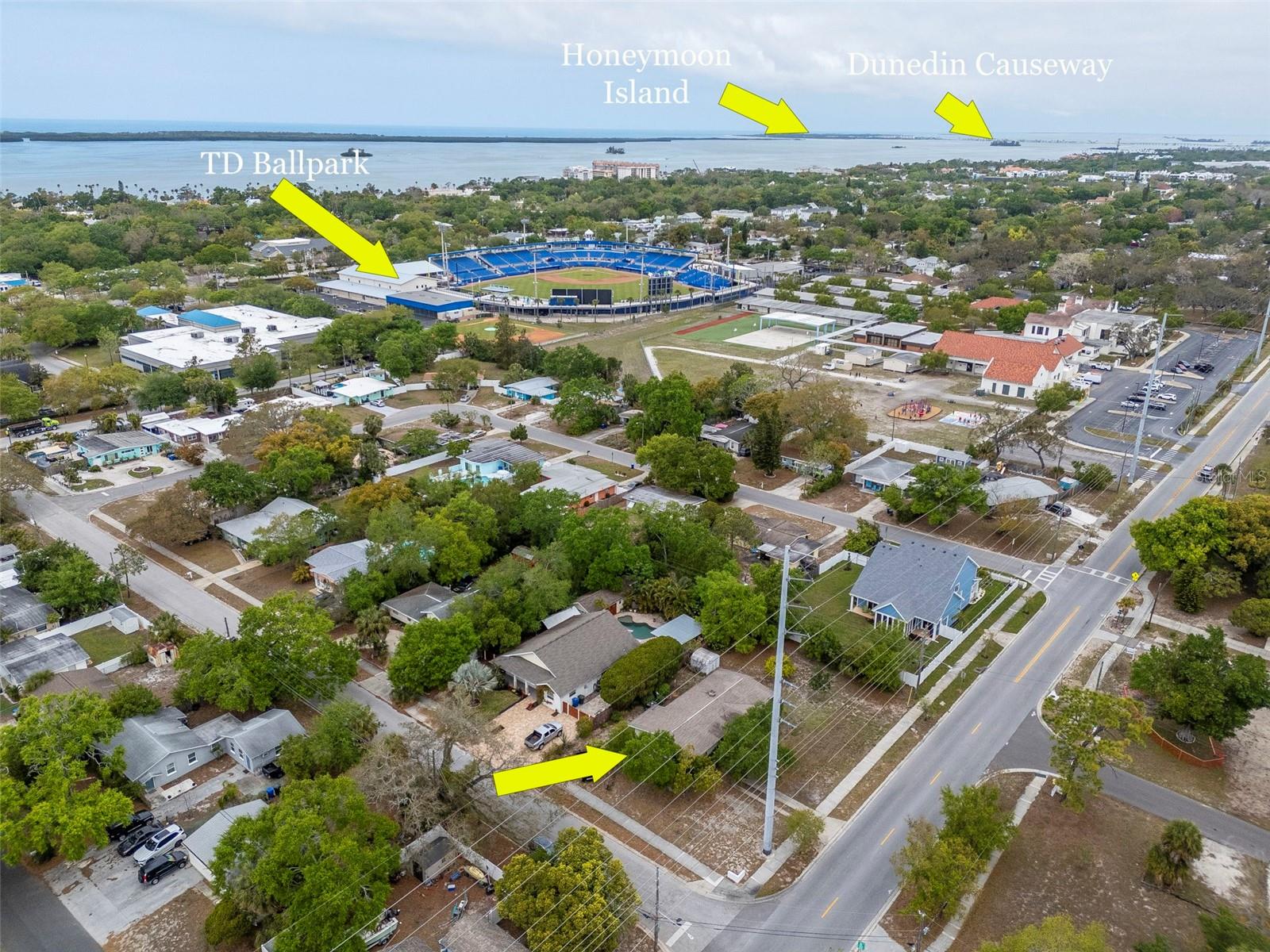 230 MILWAUKEE AVE, DUNEDIN, FL, 34698