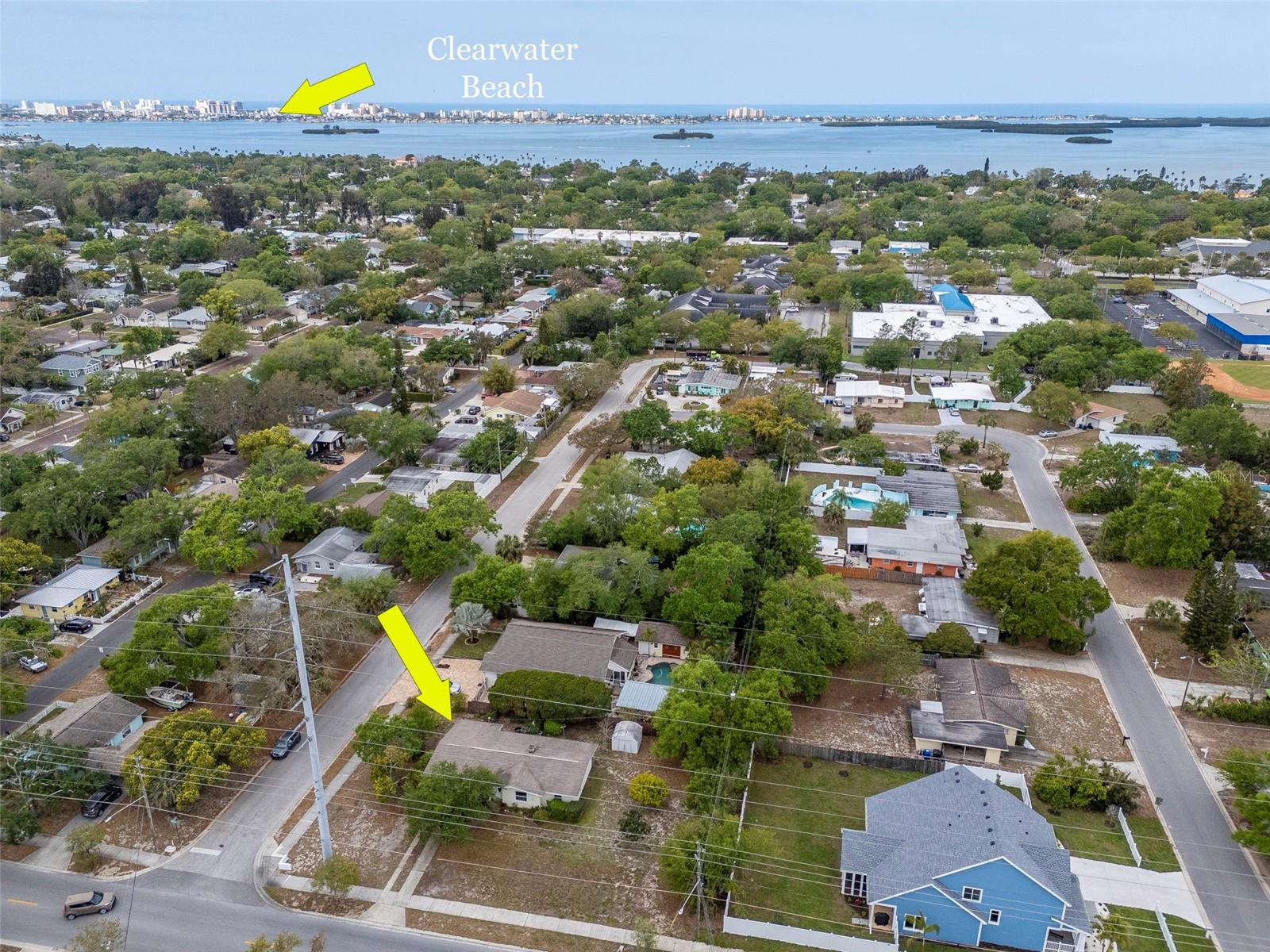 230 MILWAUKEE AVE, DUNEDIN, FL, 34698