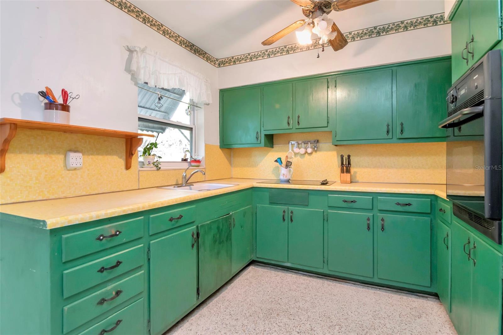 230 MILWAUKEE AVE, DUNEDIN, FL, 34698