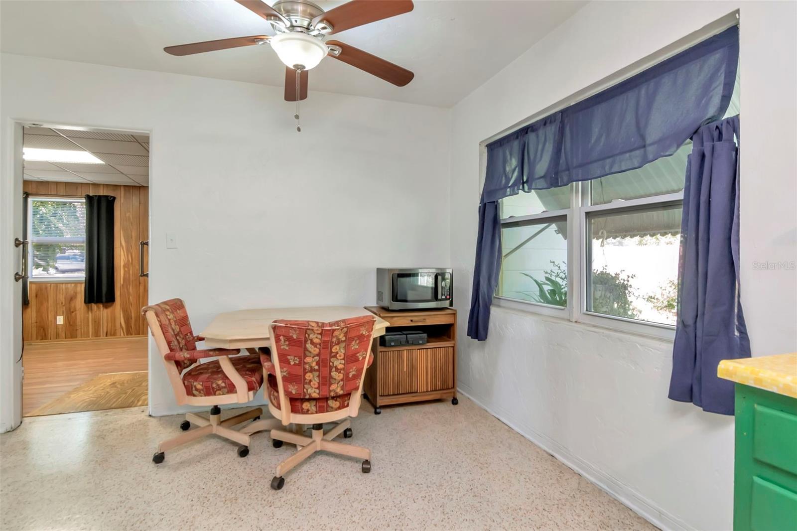 230 MILWAUKEE AVE, DUNEDIN, FL, 34698
