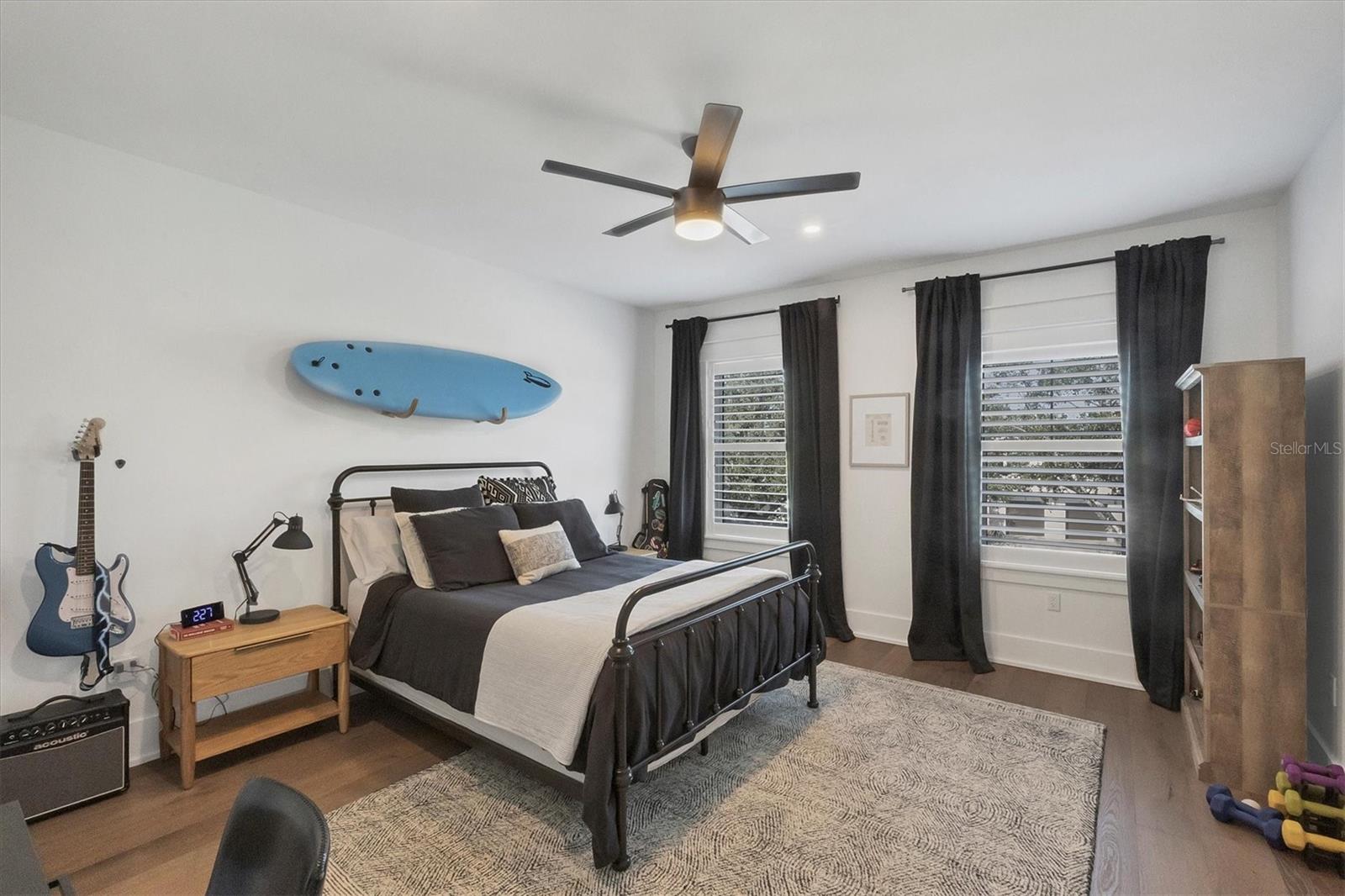 1686 NORTH DR, SARASOTA, FL, 34239