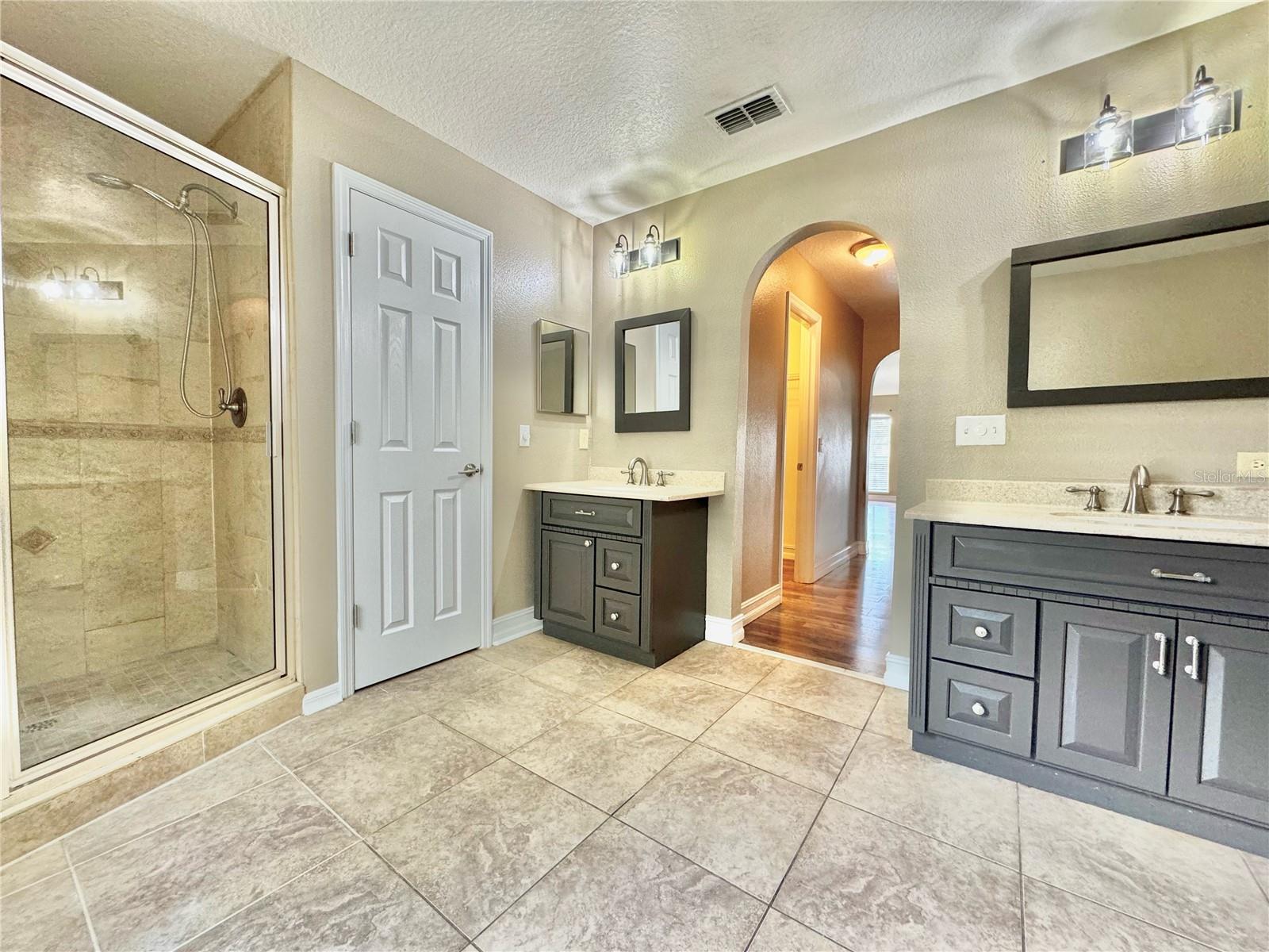 800 CLEAR BROOK CT, FRUITLAND PARK, FL, 34731