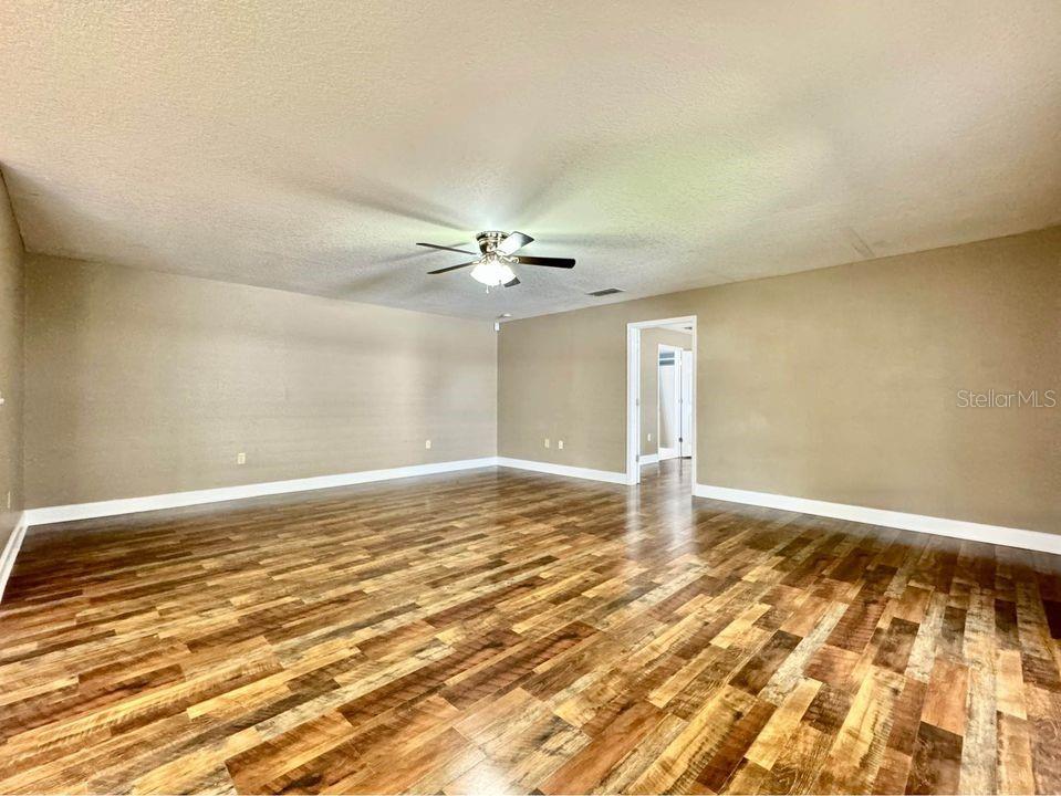 800 CLEAR BROOK CT, FRUITLAND PARK, FL, 34731