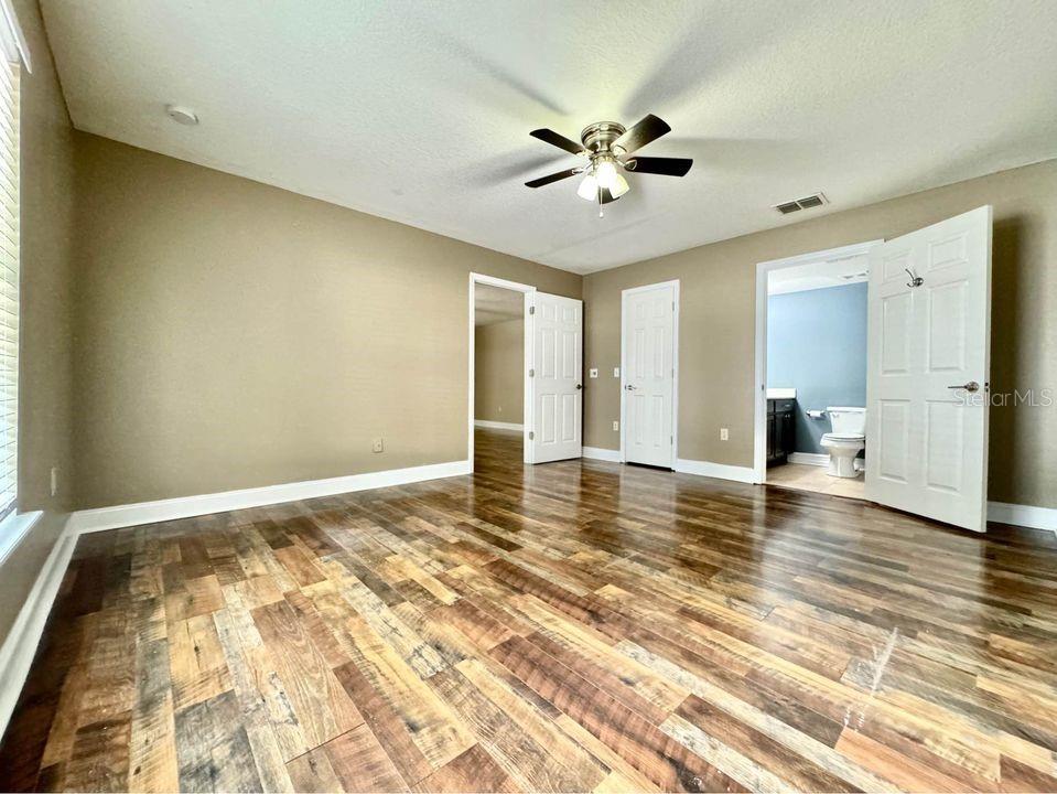 800 CLEAR BROOK CT, FRUITLAND PARK, FL, 34731